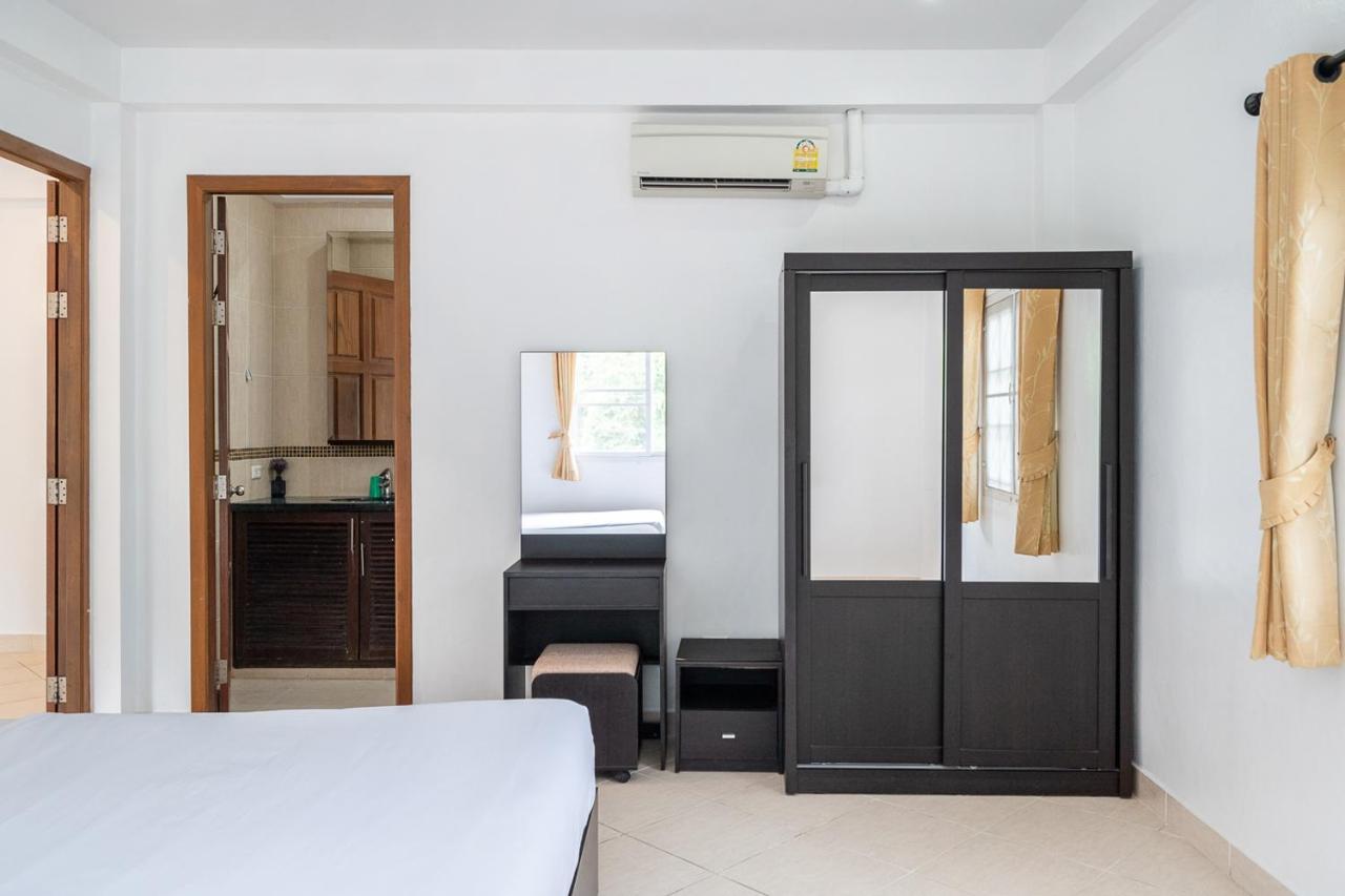 Wongamart Pool Villa *