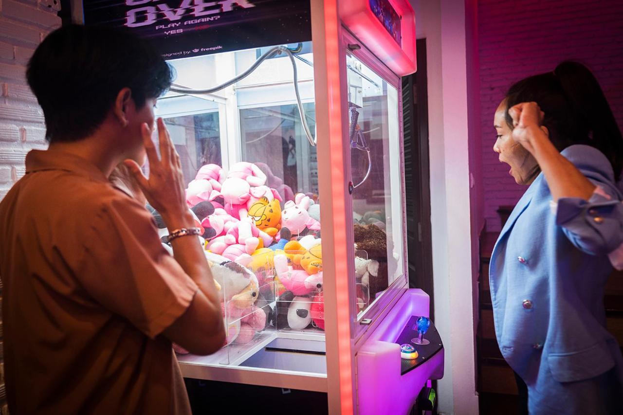 Game Over Pool 4b Walking Street 2 Km