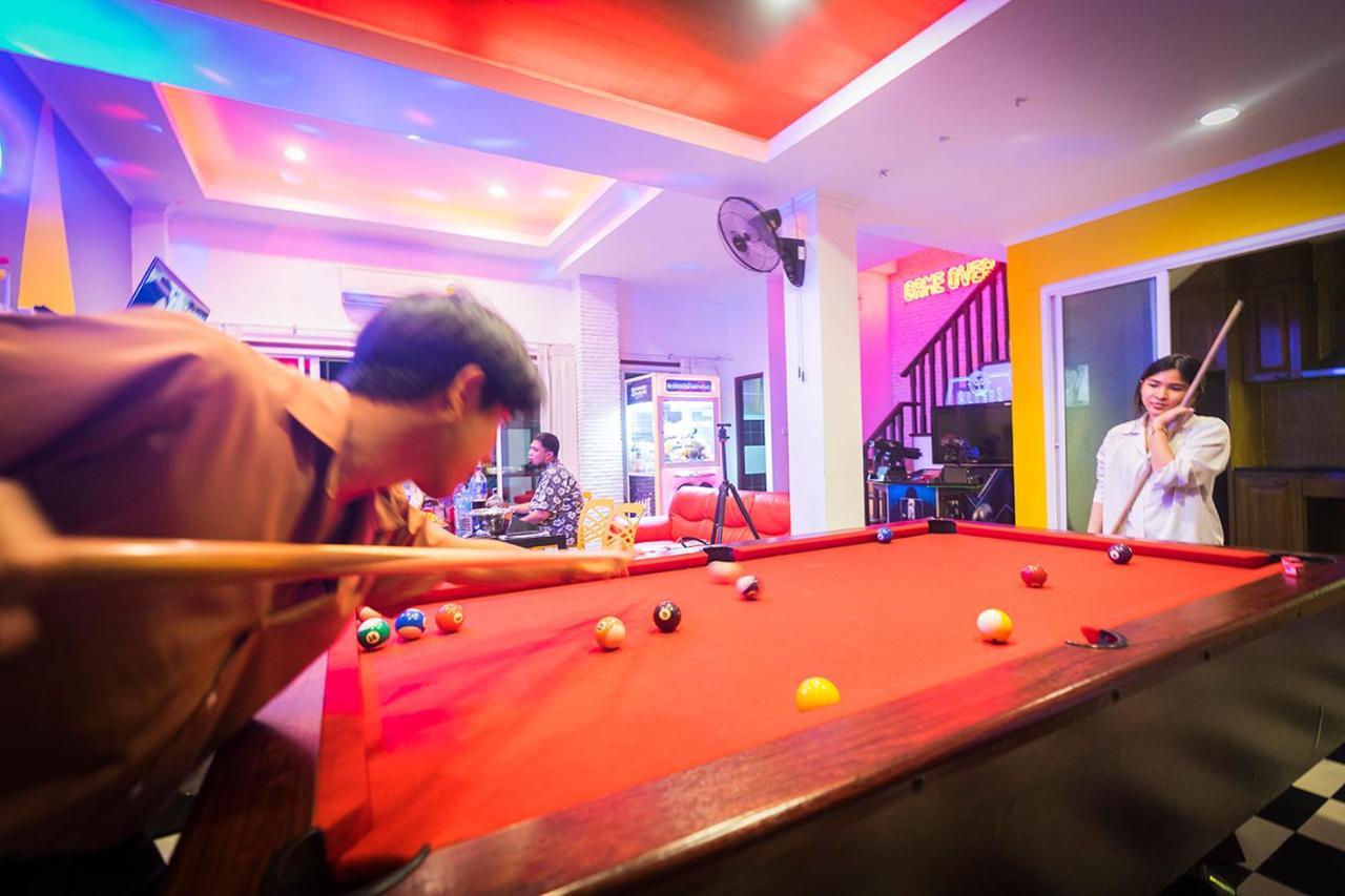 Game Over Pool 4b Walking Street 2 Km Pattaya