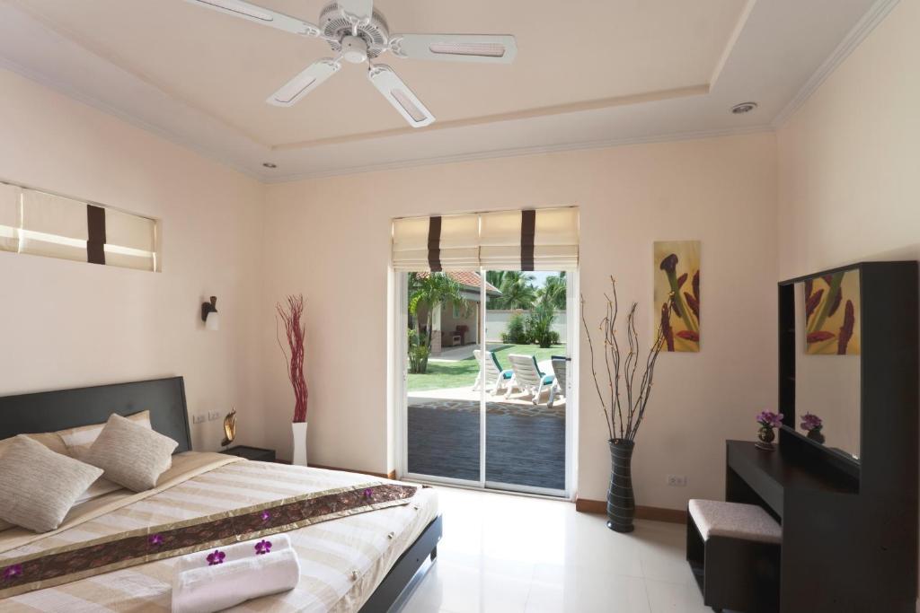 The Chase & Foxlea Villa Pattaya