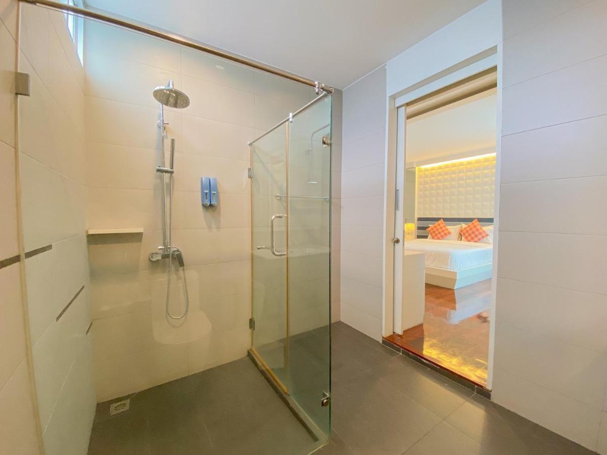 Twenty Two Pool Villa Pattaya