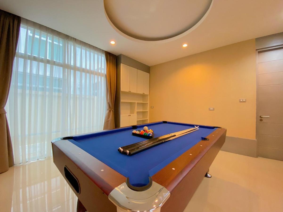 Villa Twenty Two Pool
