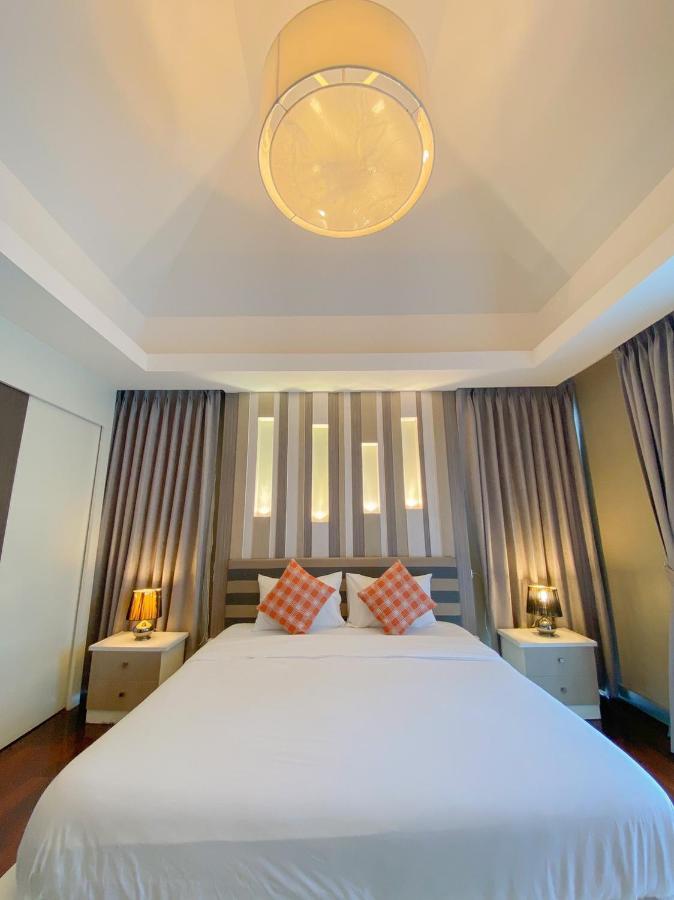 Twenty Two Pool Villa