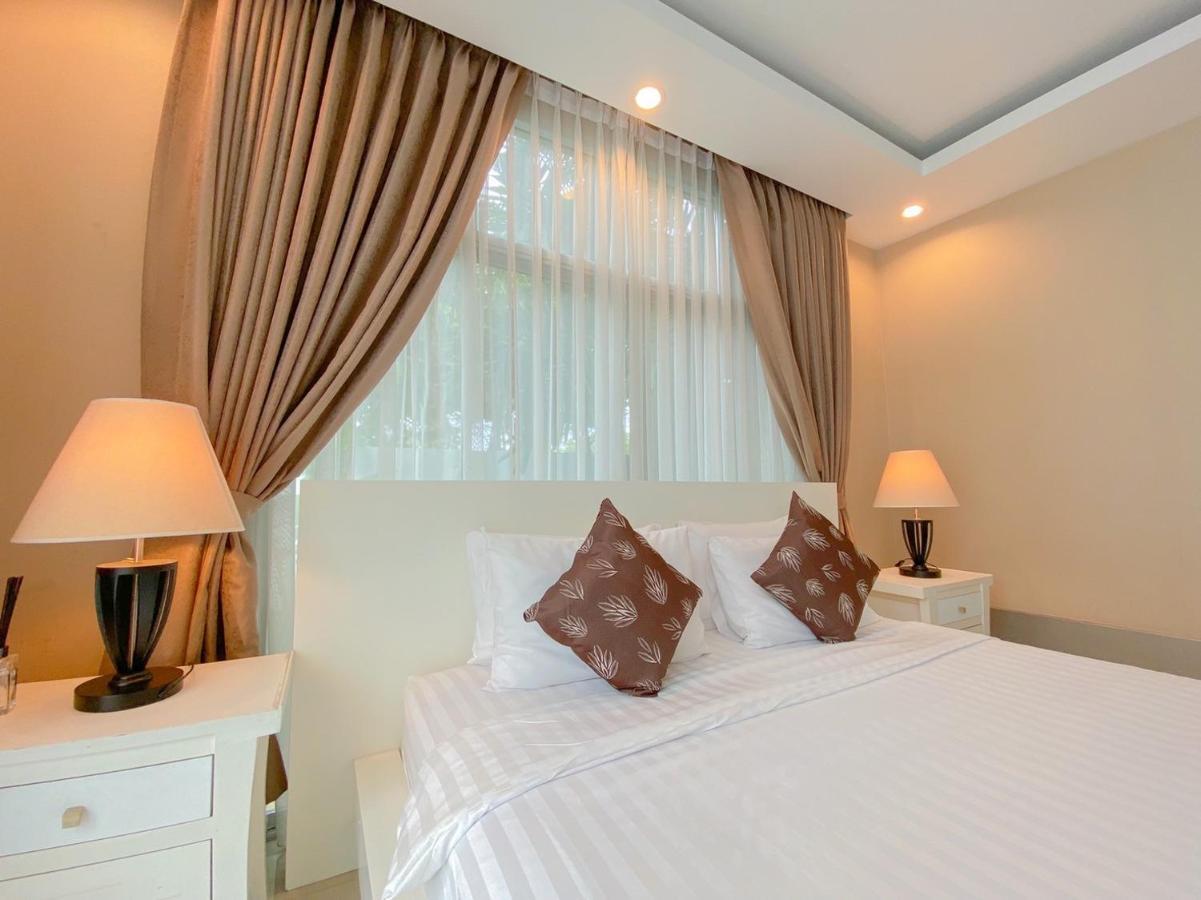 Villa Twenty Two Pool *