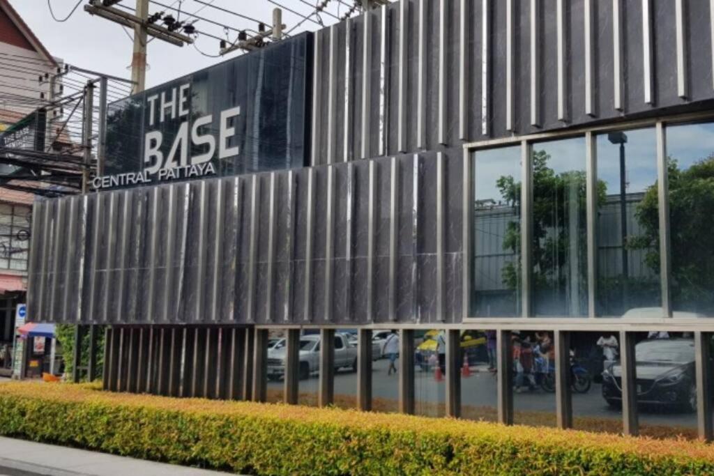 The Base Center Of Rooftop Swimming Pool Apartment Pattaya