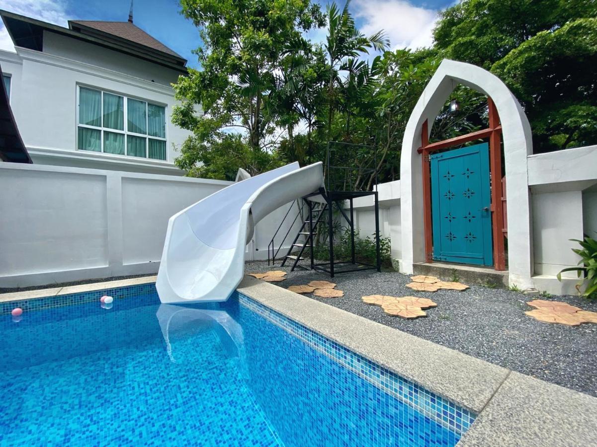 Villa Twenty Two Pool *