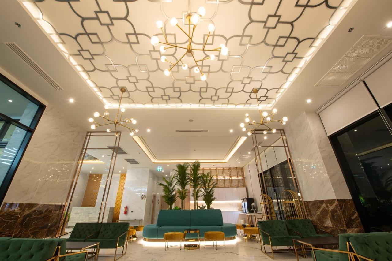 Discovery - Sha Extra 4*