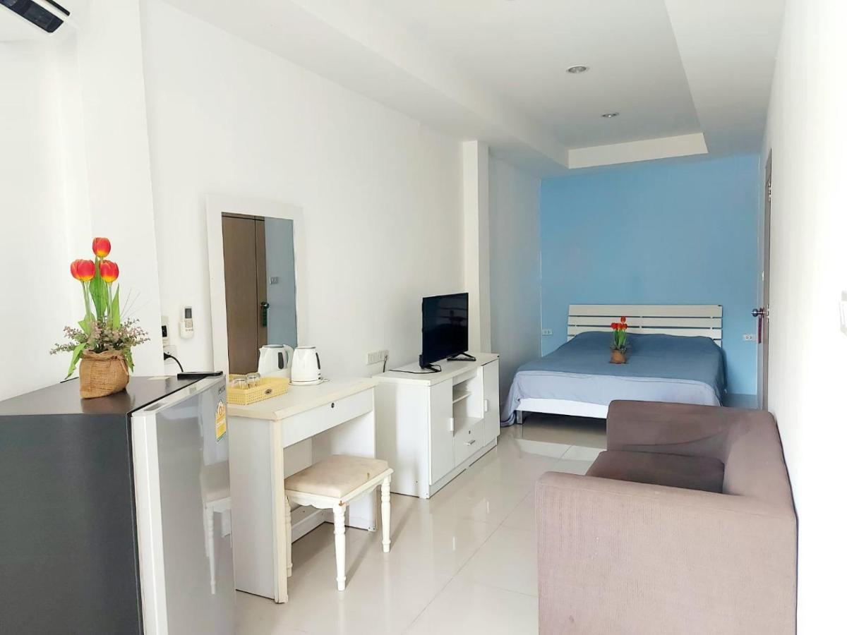 Homestay Orca And Bar *