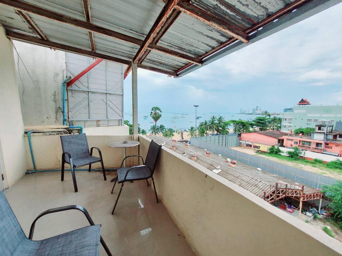 Orca And Bar Homestay Pattaya