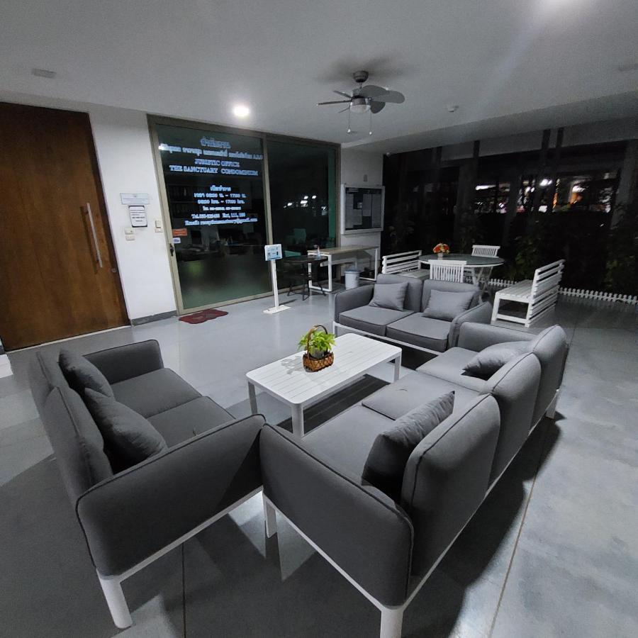 Apartment Sanctuary Wangomat 2 Bedroom 2 Ba Pattaya