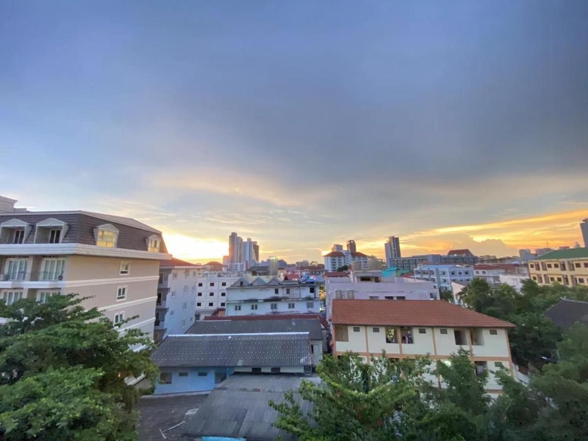 Center By K Apartment *