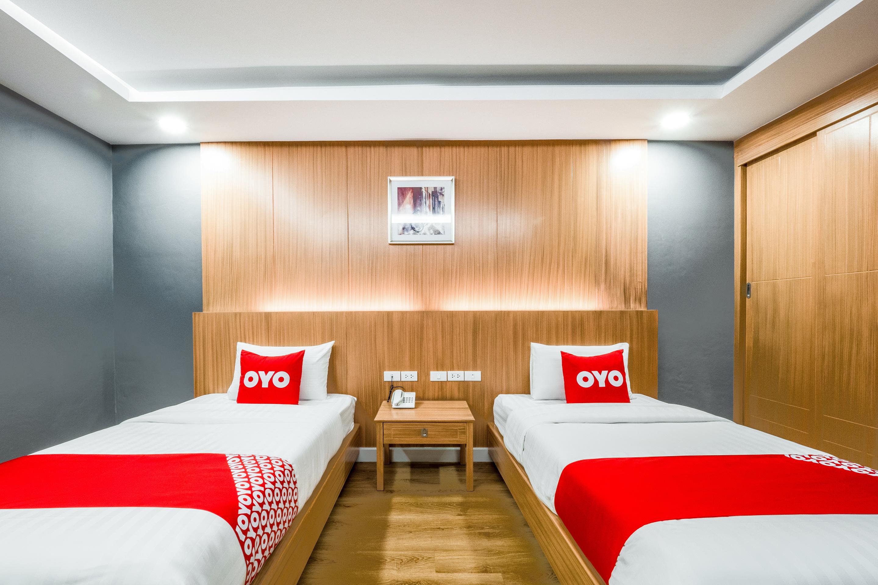Curve Boutique Hotel 3*