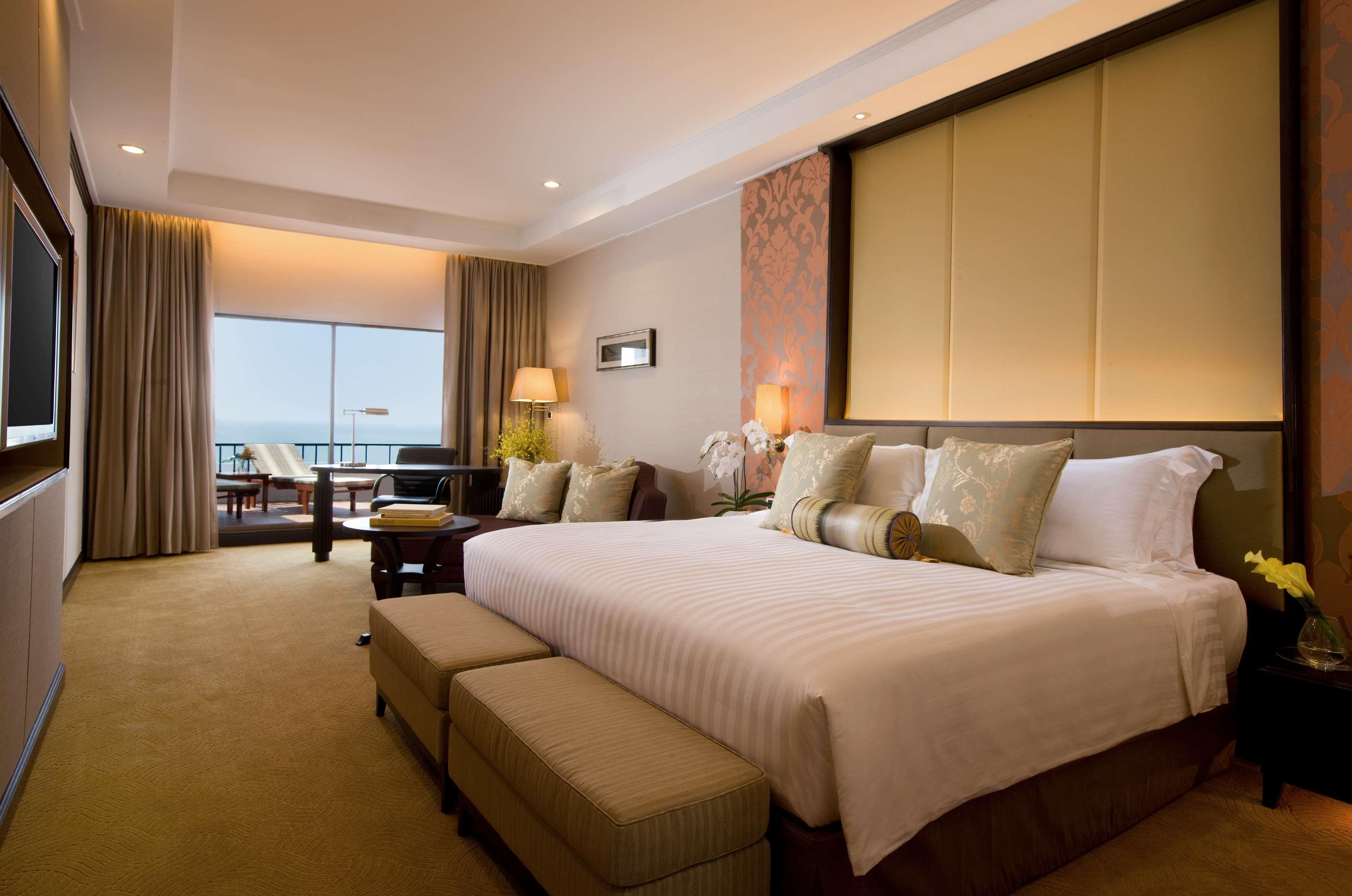Dusit Thani