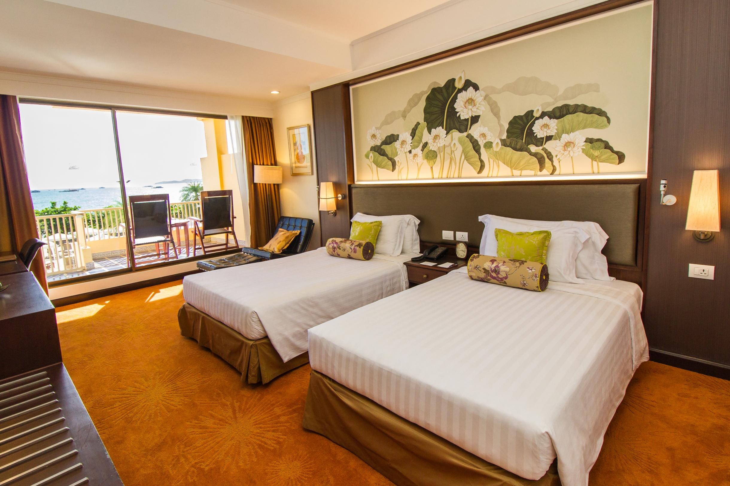 Dusit Thani 5*