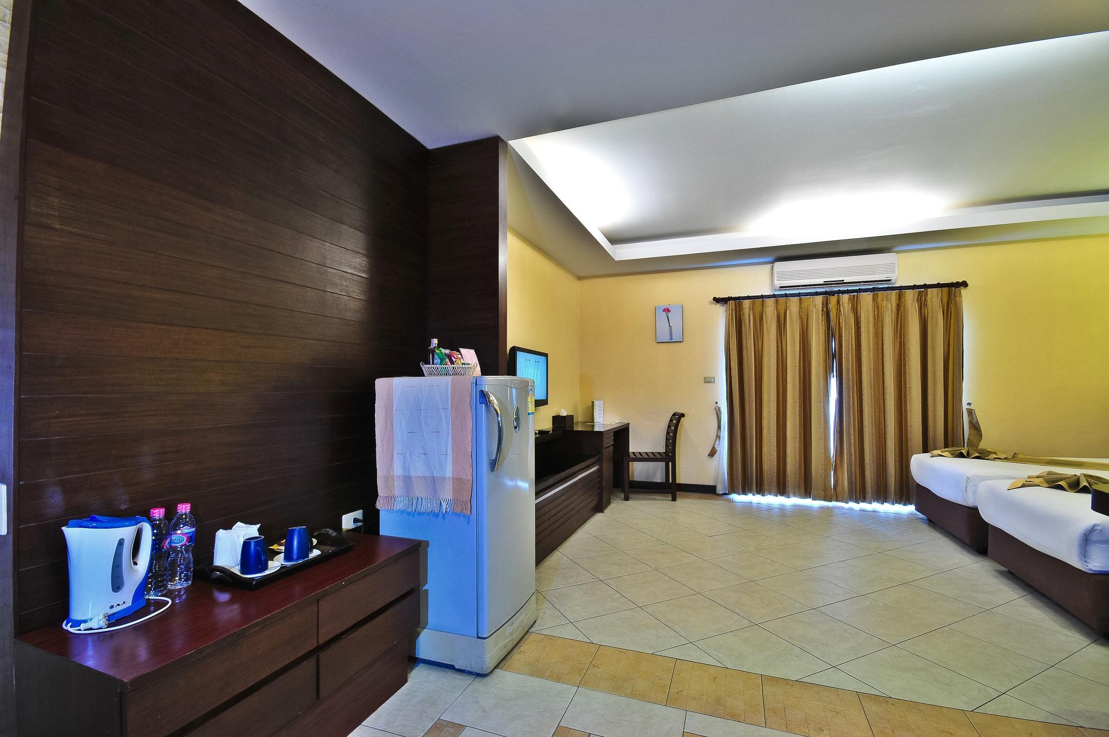 Gazebo Resort, 3*