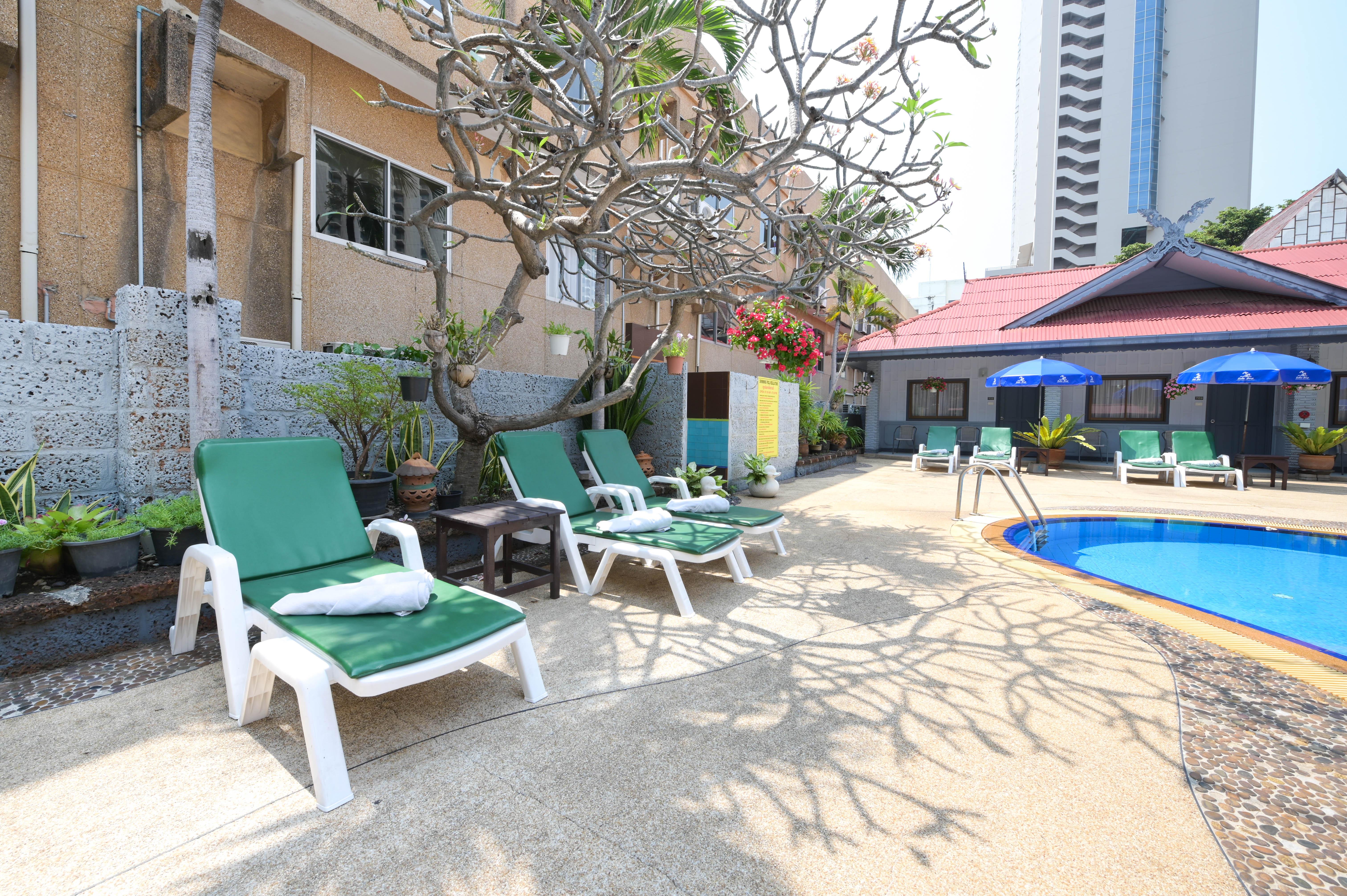 S Formally Sabai Hotel 3*