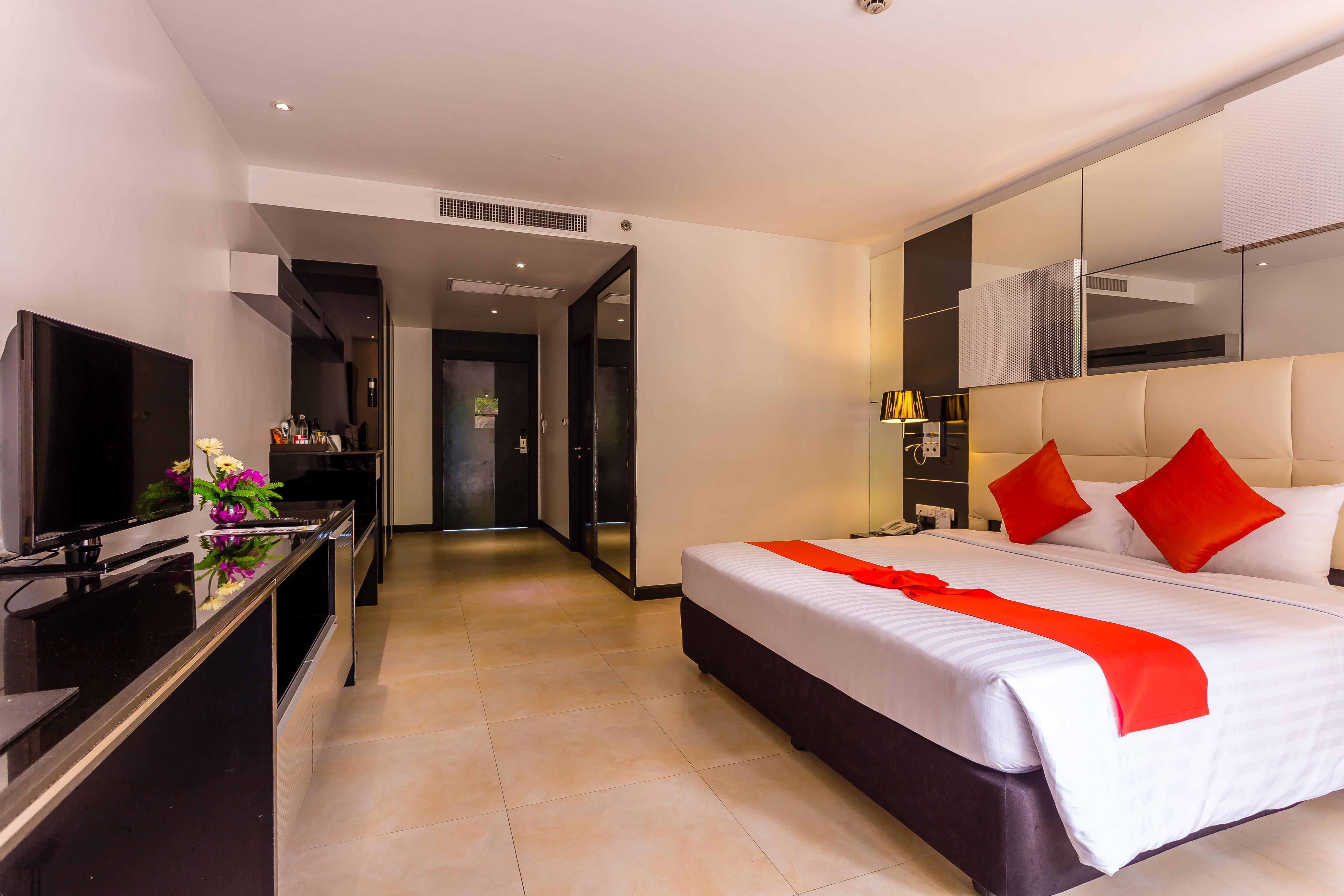 Nova Platinum Hotel 4*