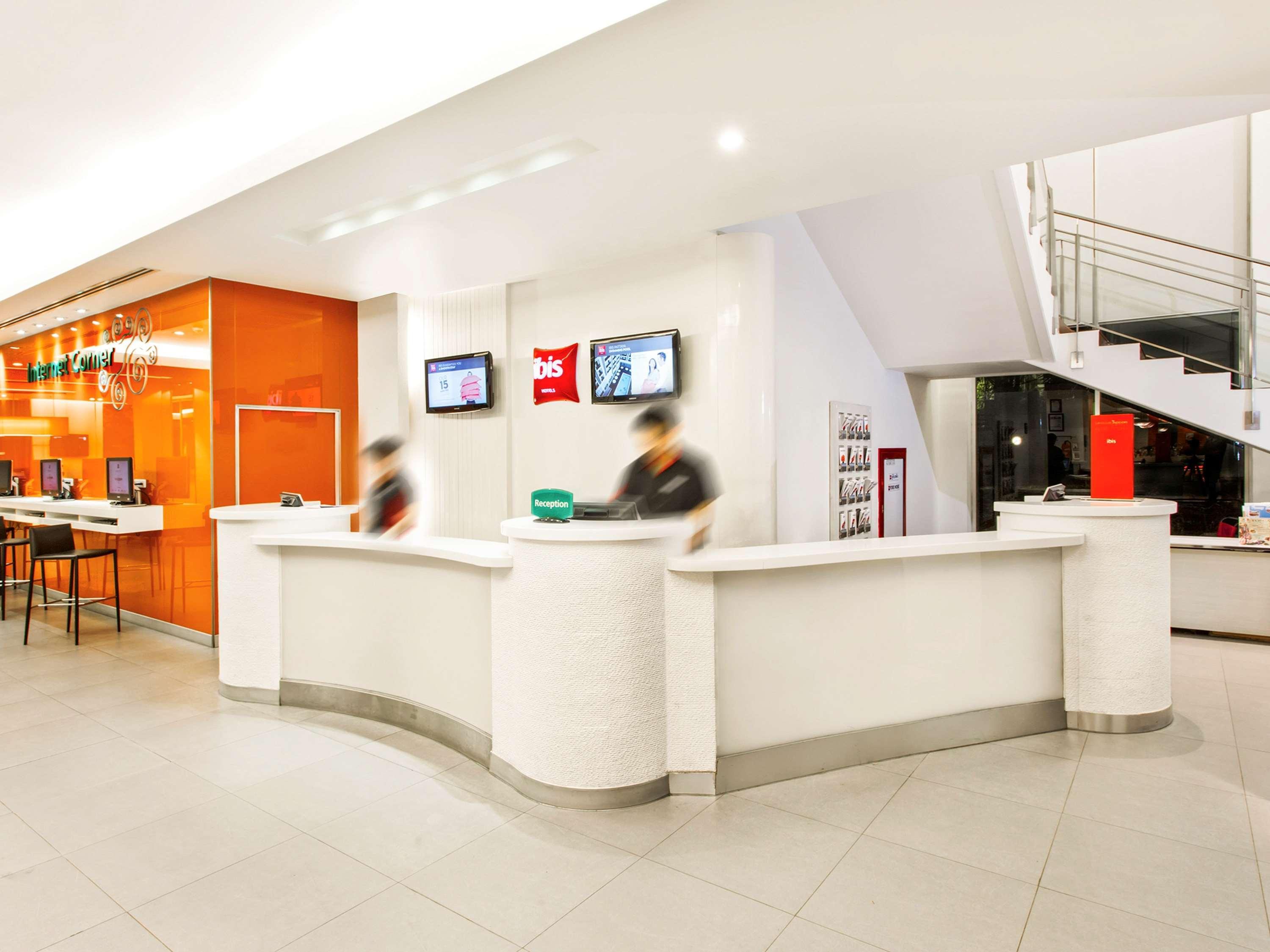 Ibis Hotel 3*
