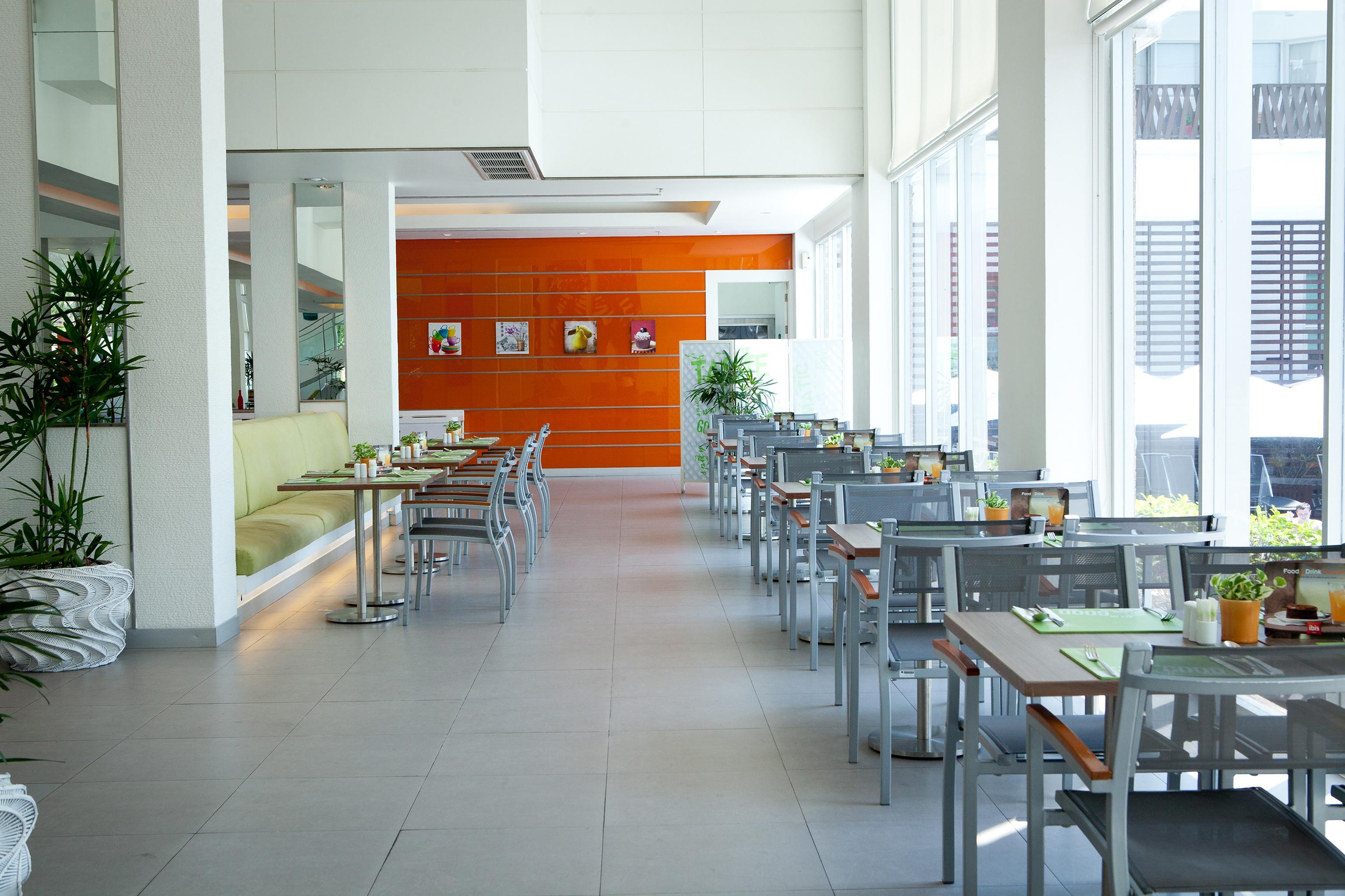 Ibis Hotel 3*
