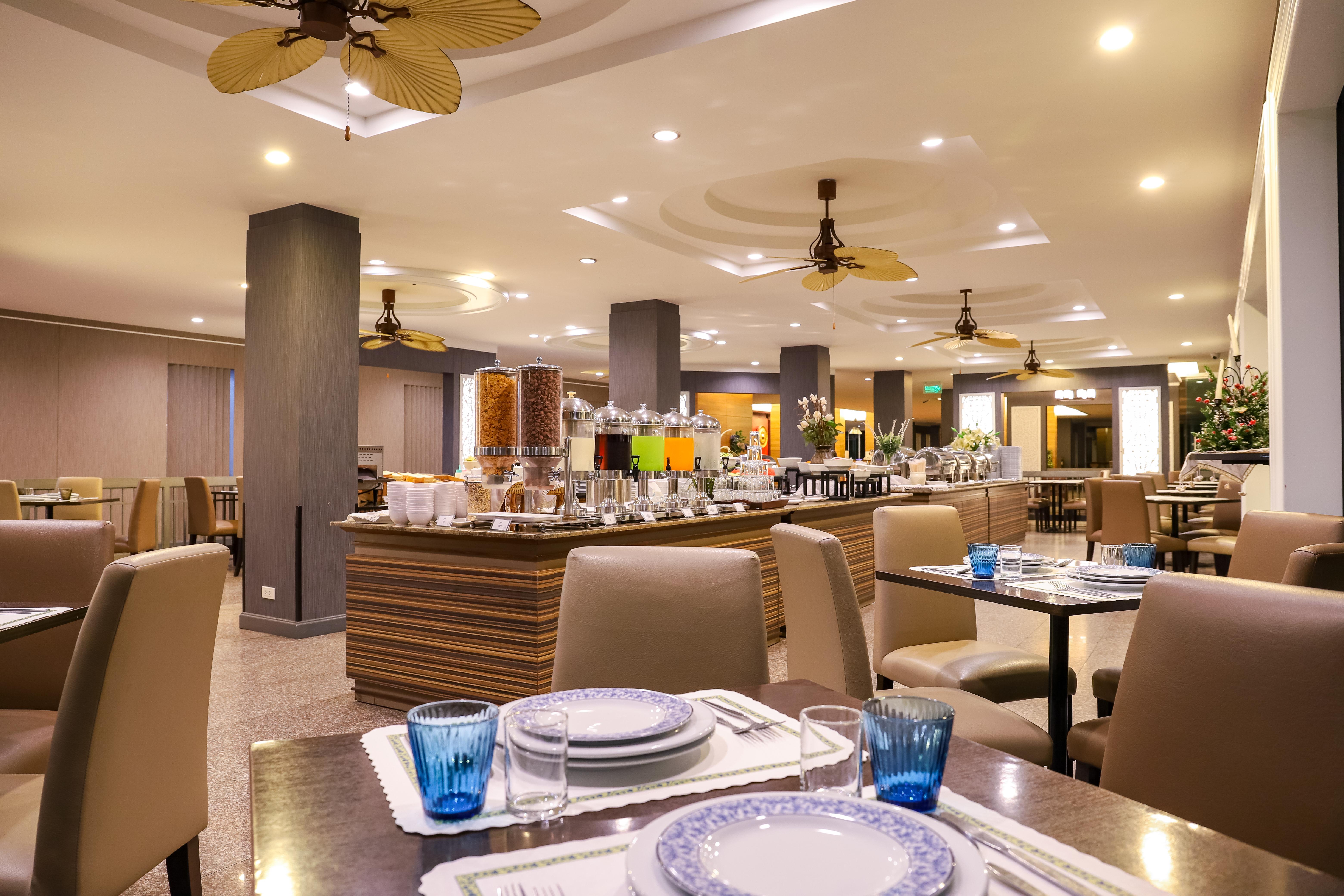 Golden Sea - Sha Extra Pattaya