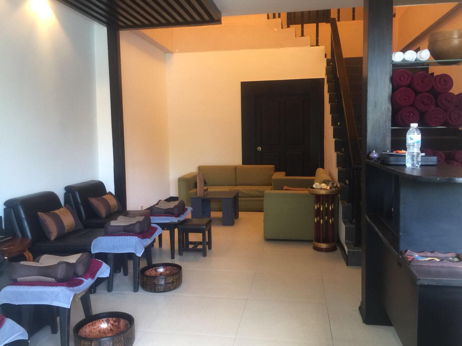 Signature Hotel
