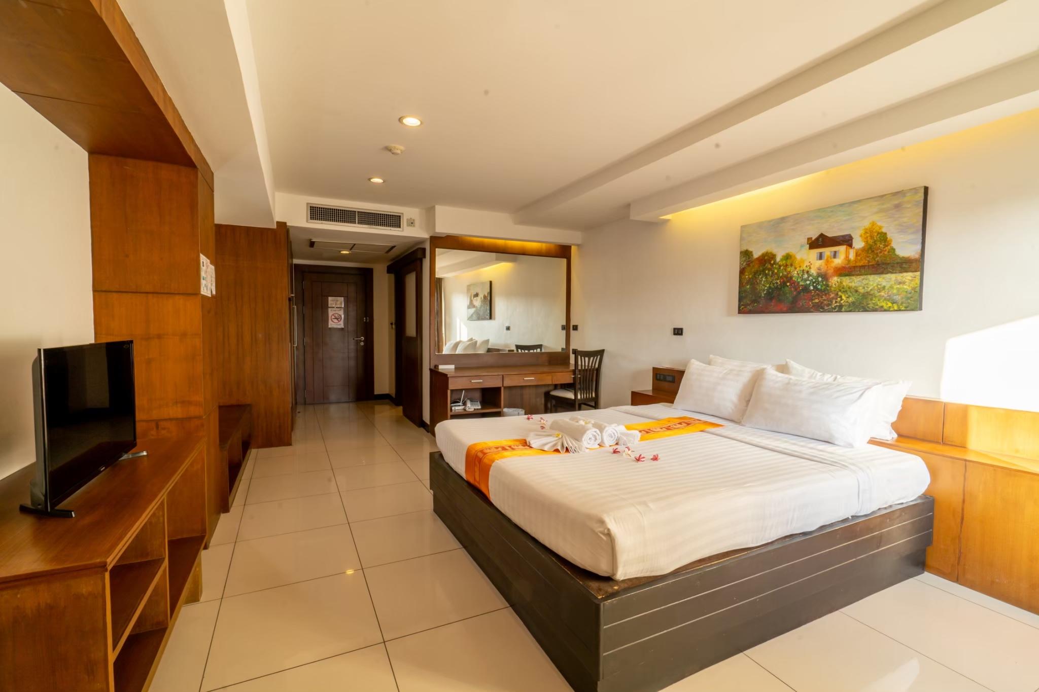 Hotel Baywalk