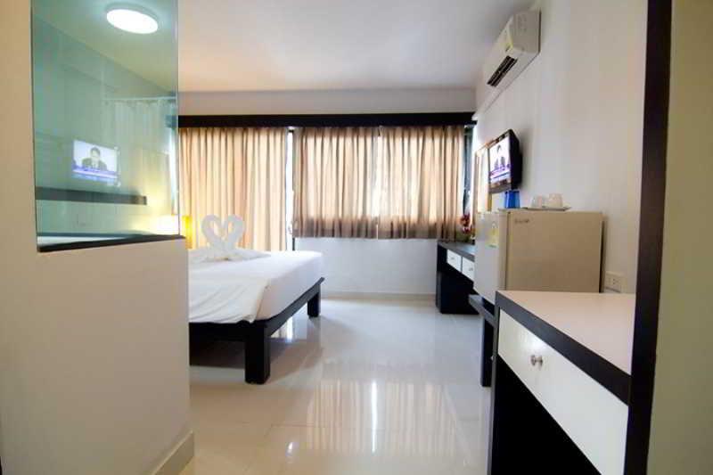 โรงแรม Neo