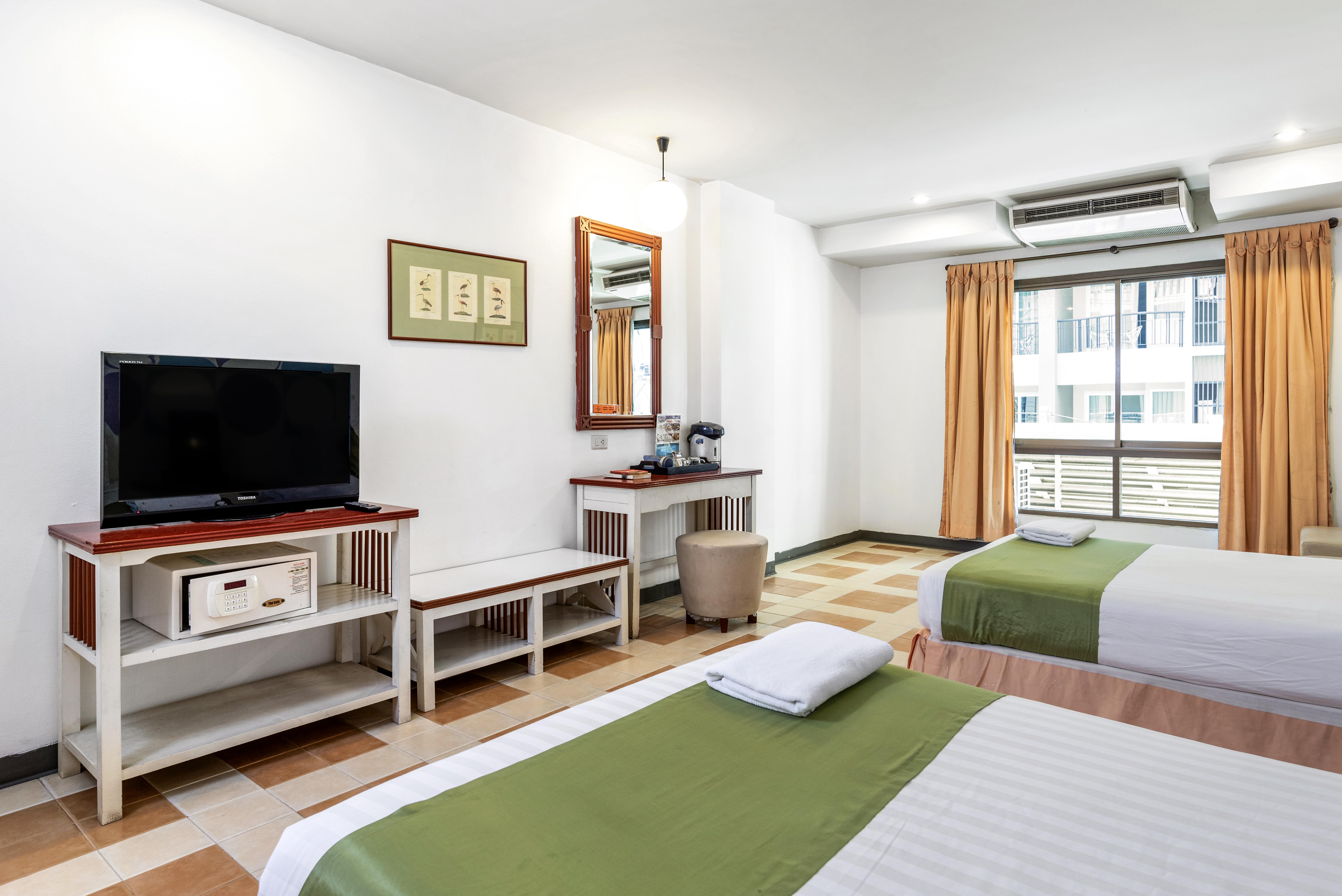 Hotel Sawasdee Sea View