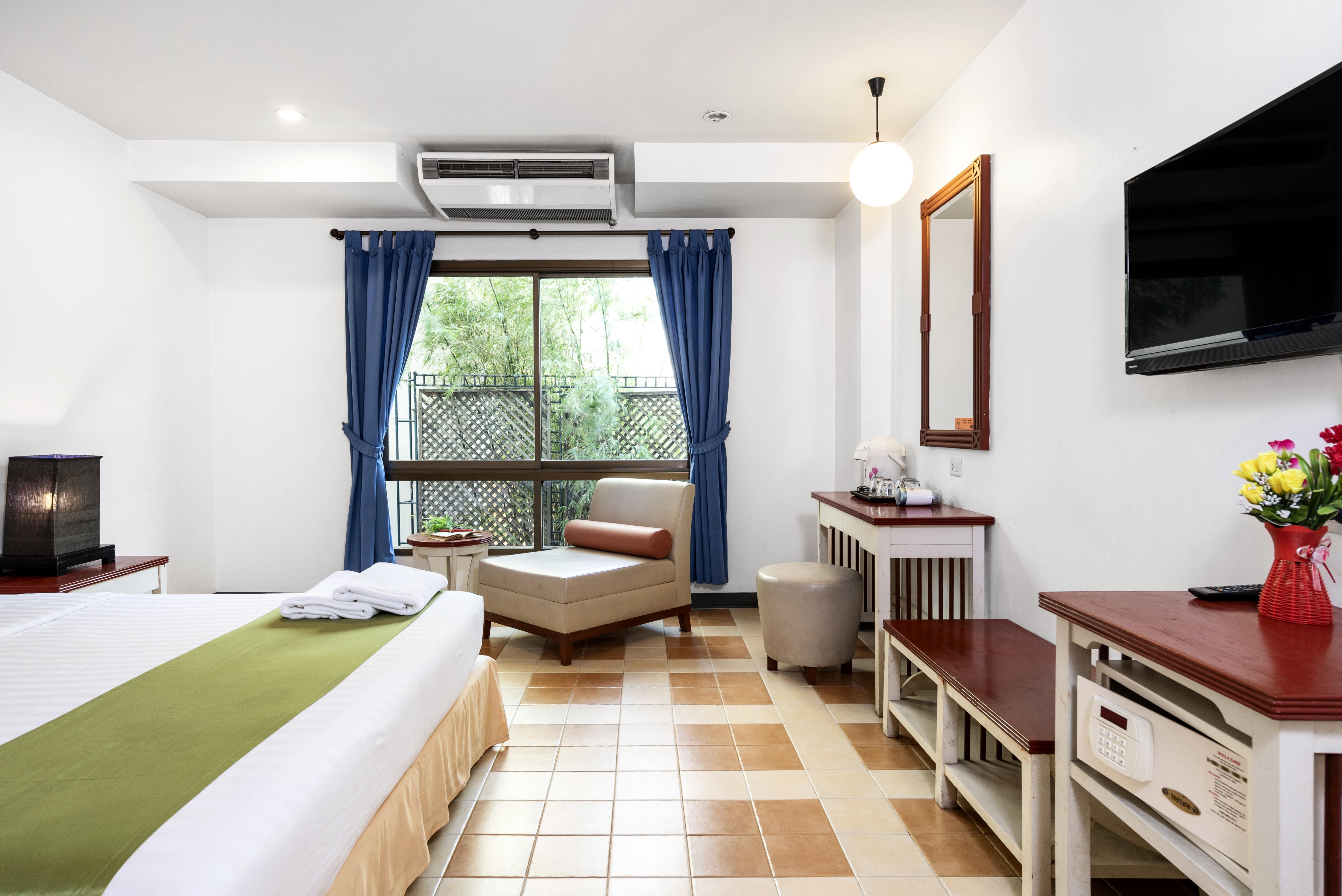 Hotel Sawasdee Sea View