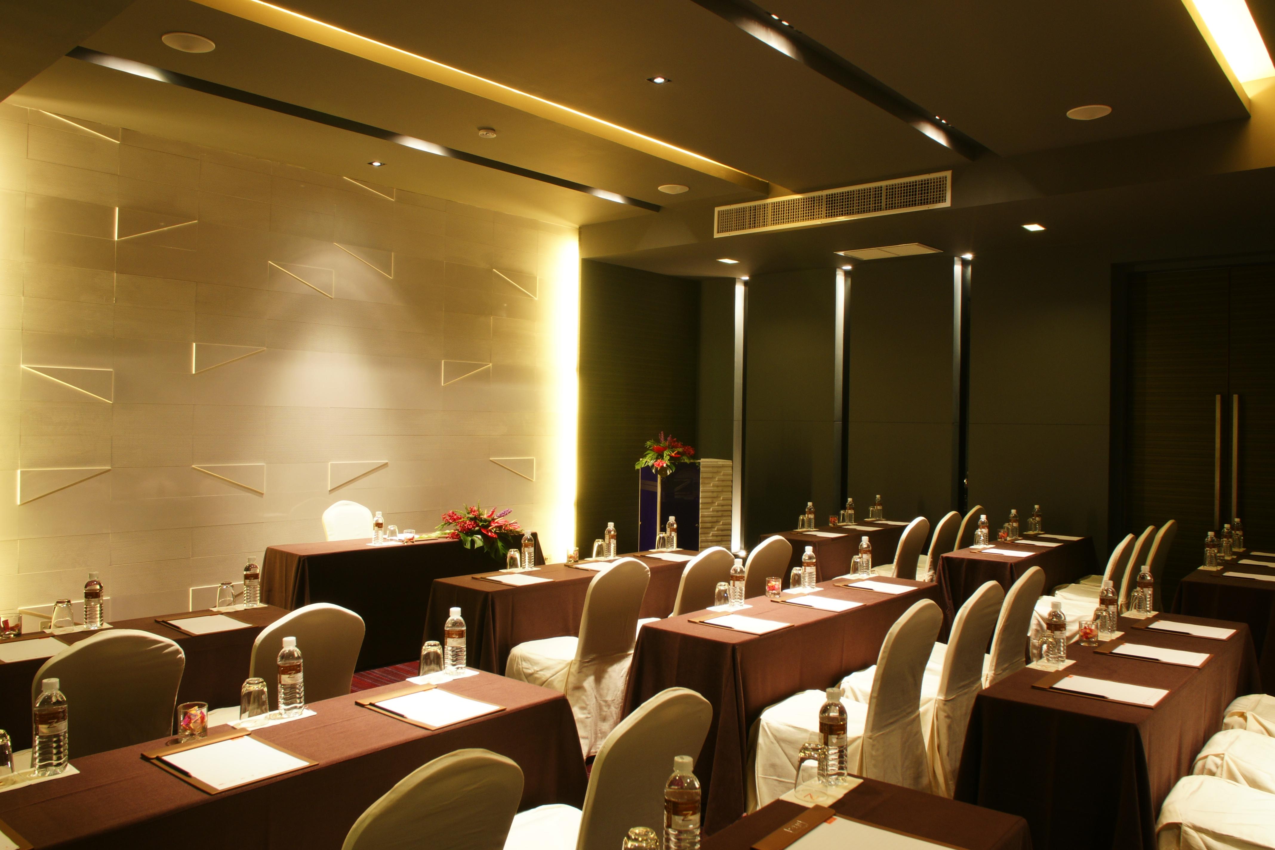 Z Through By The Zign Hotel 5*