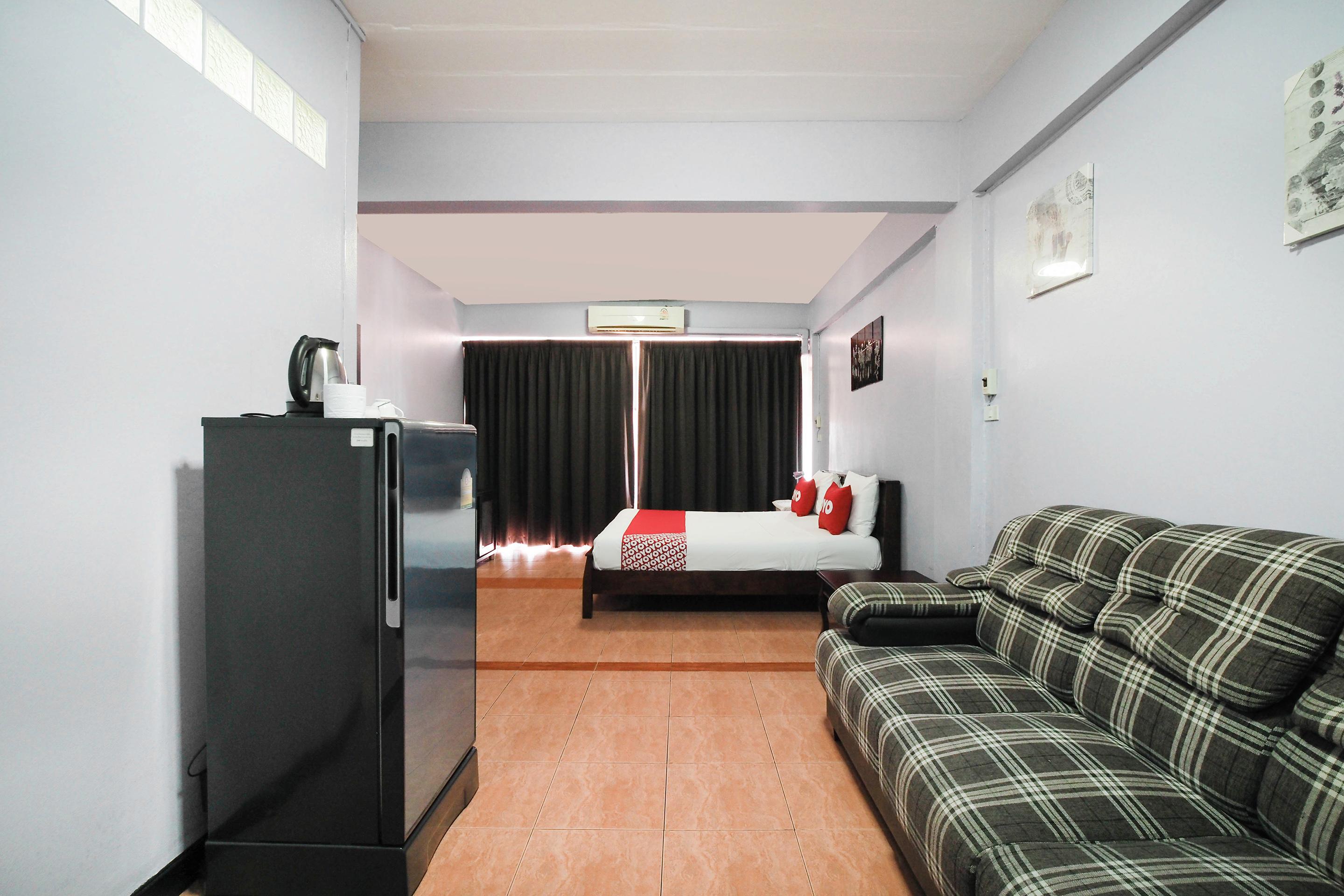 Hotel Oyo 963 Sunshine