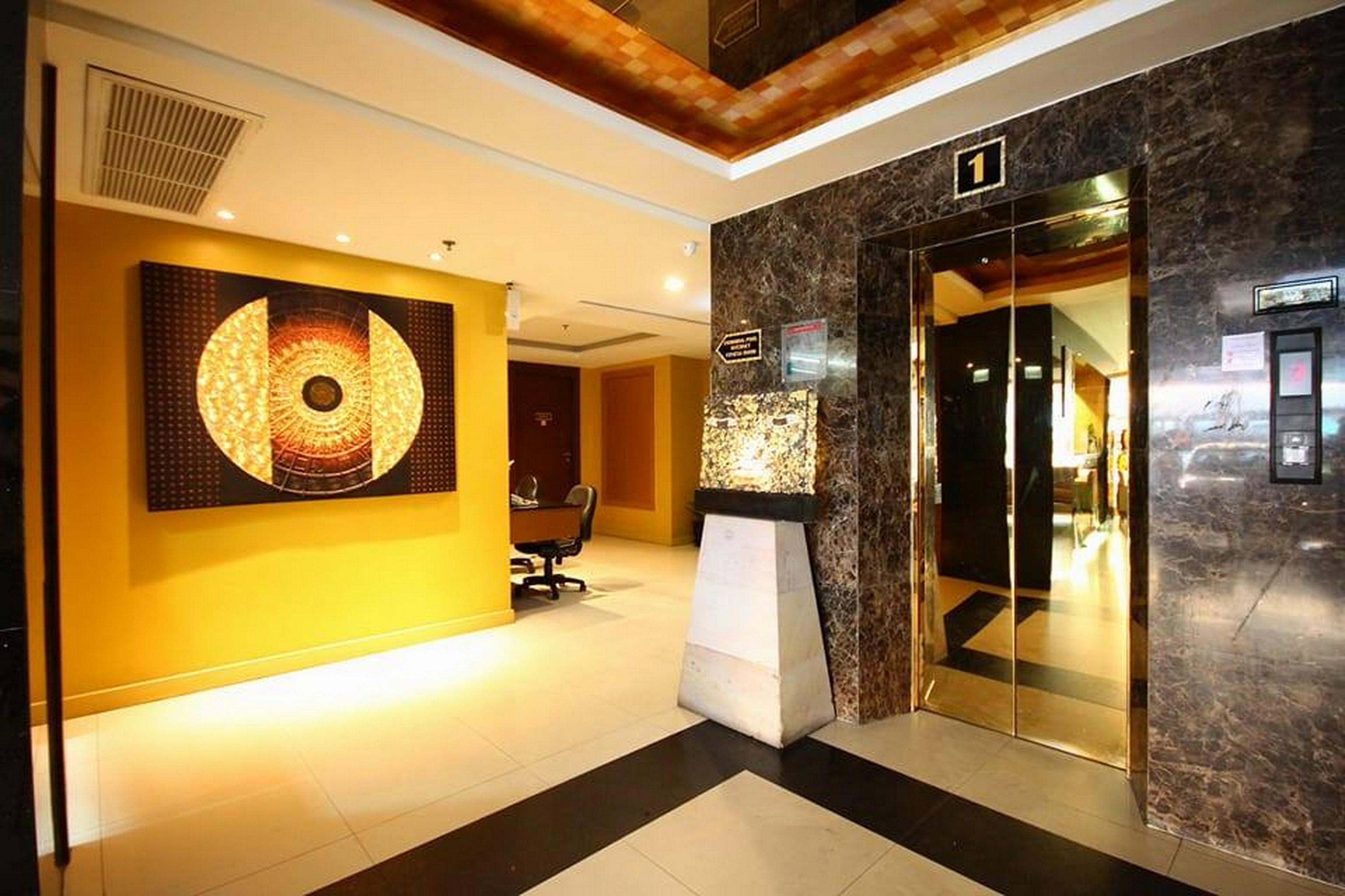 Nova Gold Hotel 4*