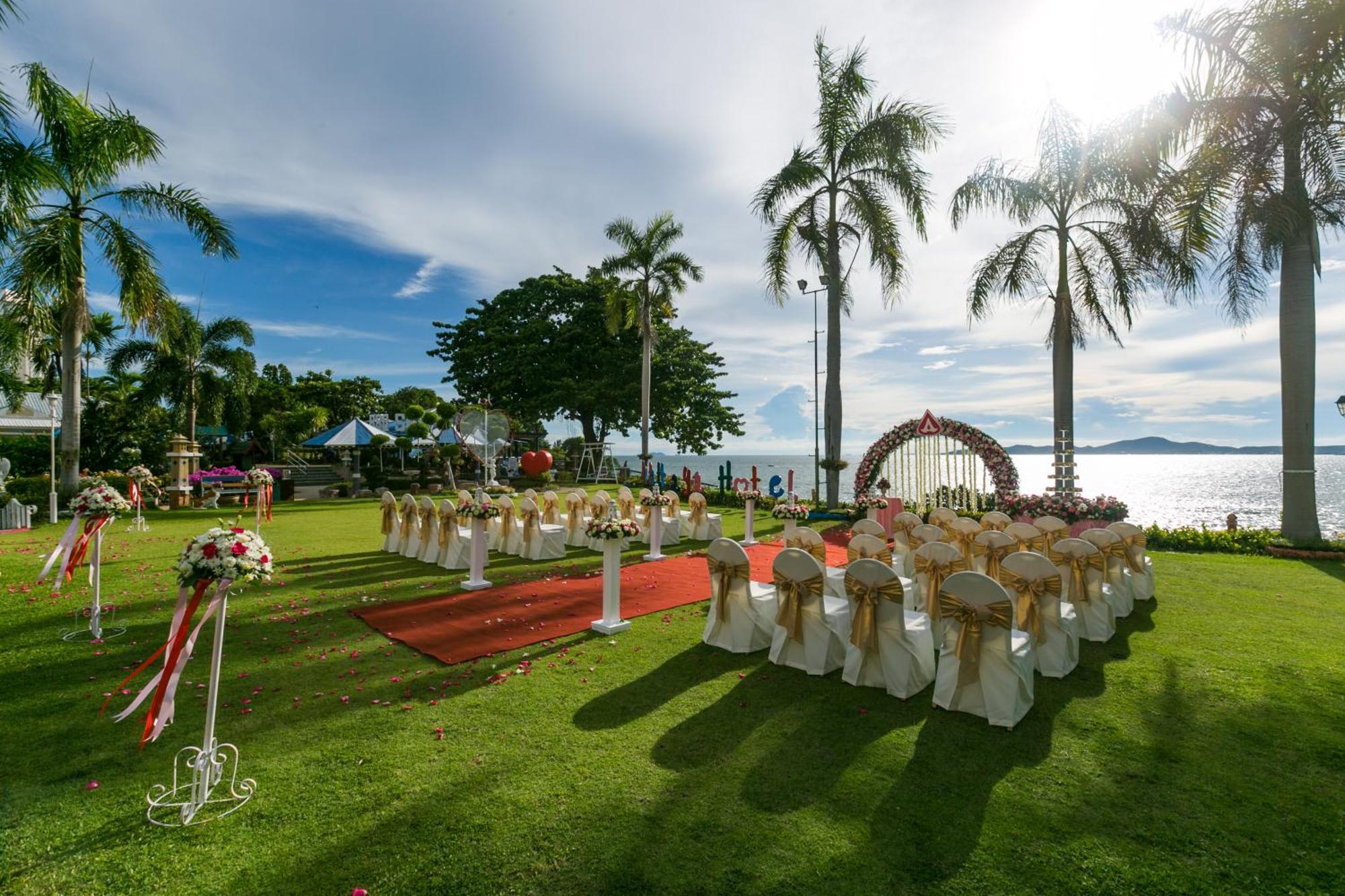 Asia Pattaya Hotel 4*