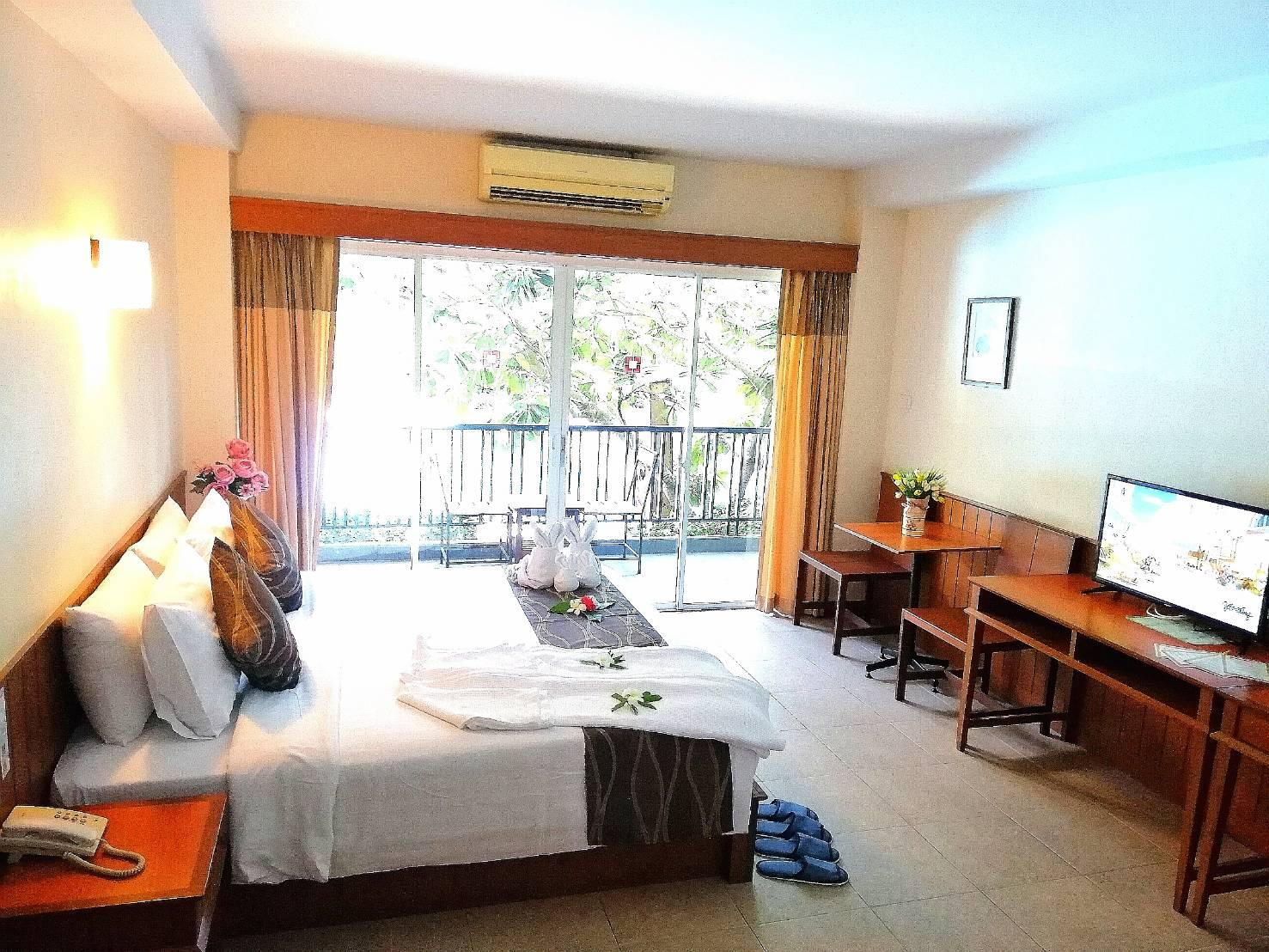 Authong Hotel