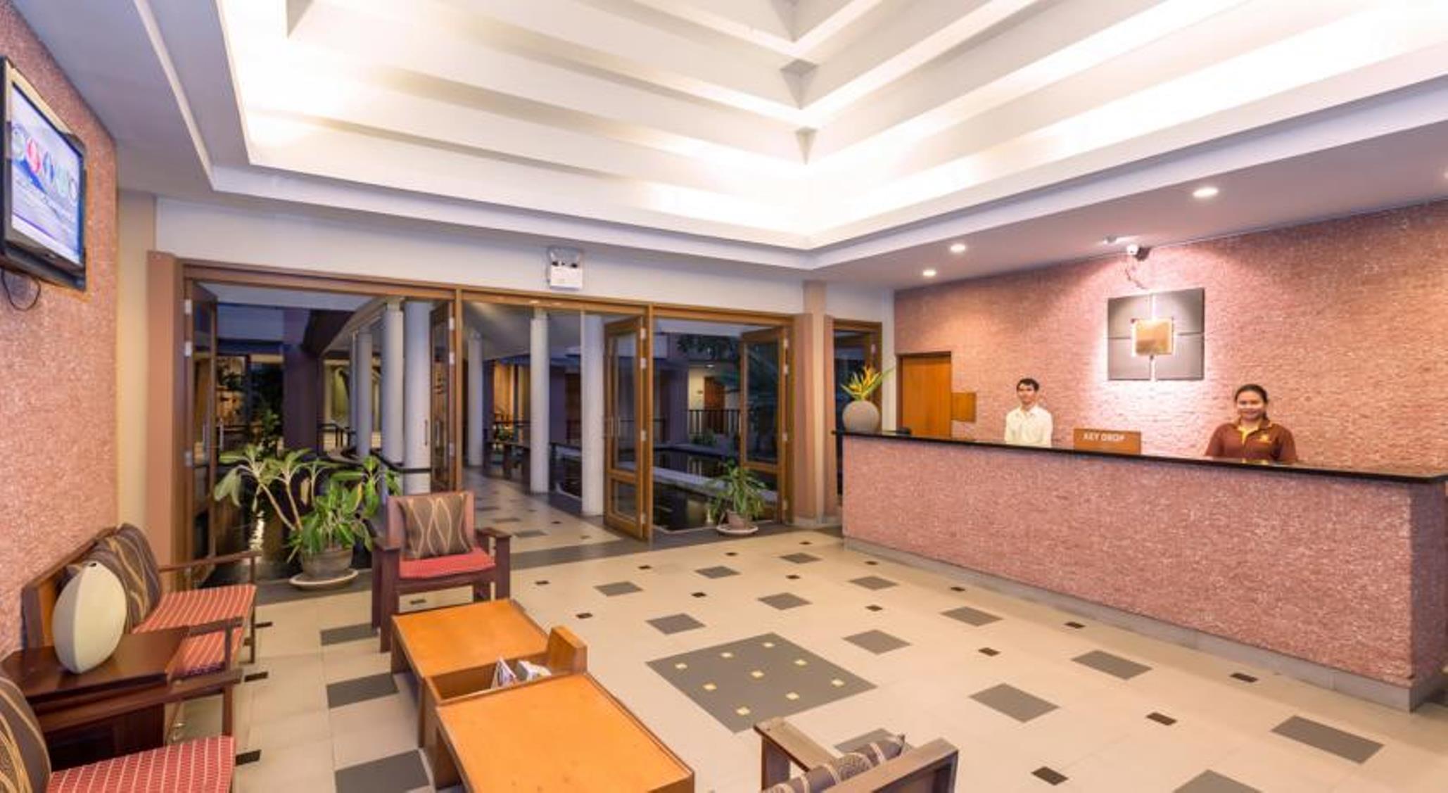 Authong Hotel