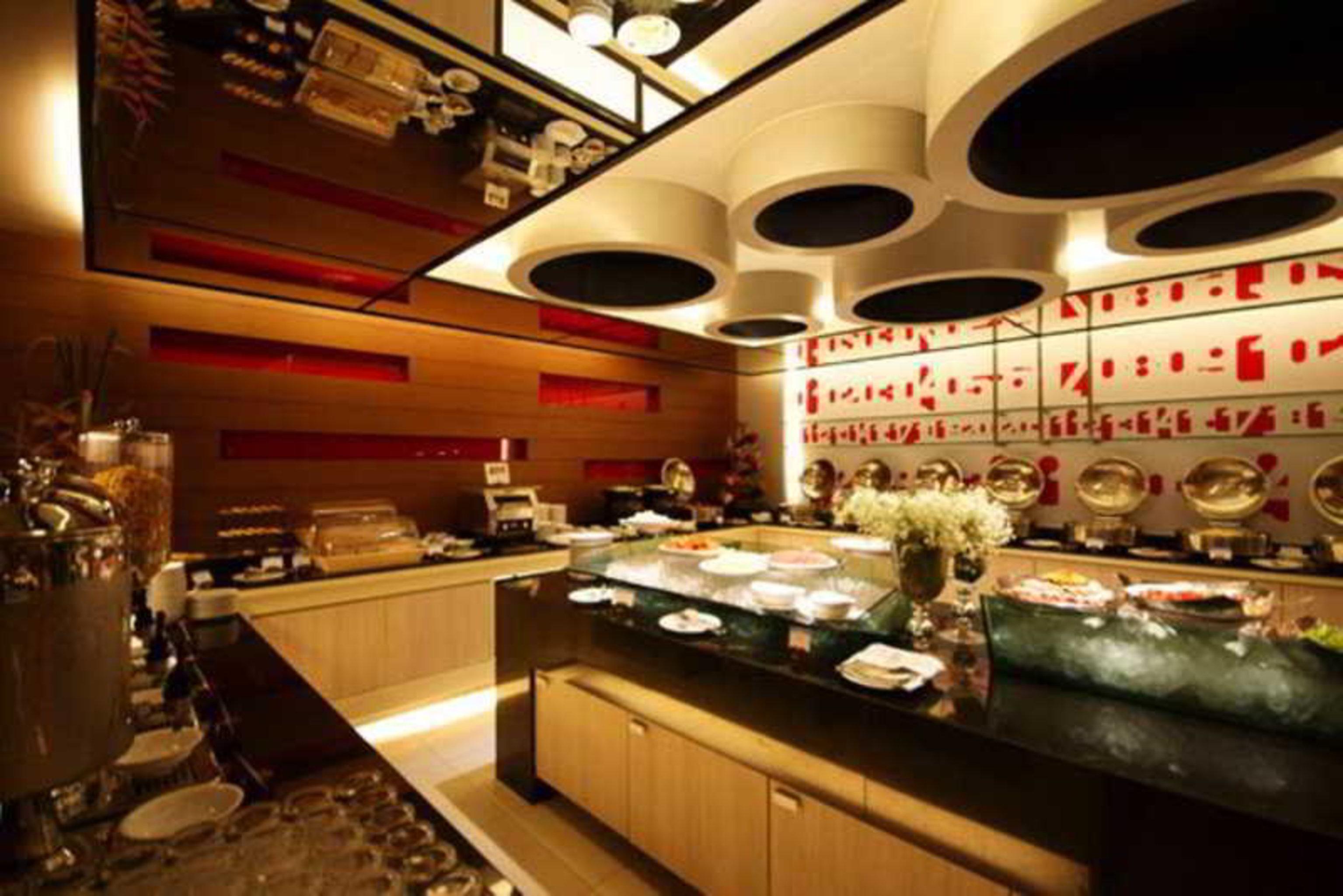Hotel Tsix5 4*