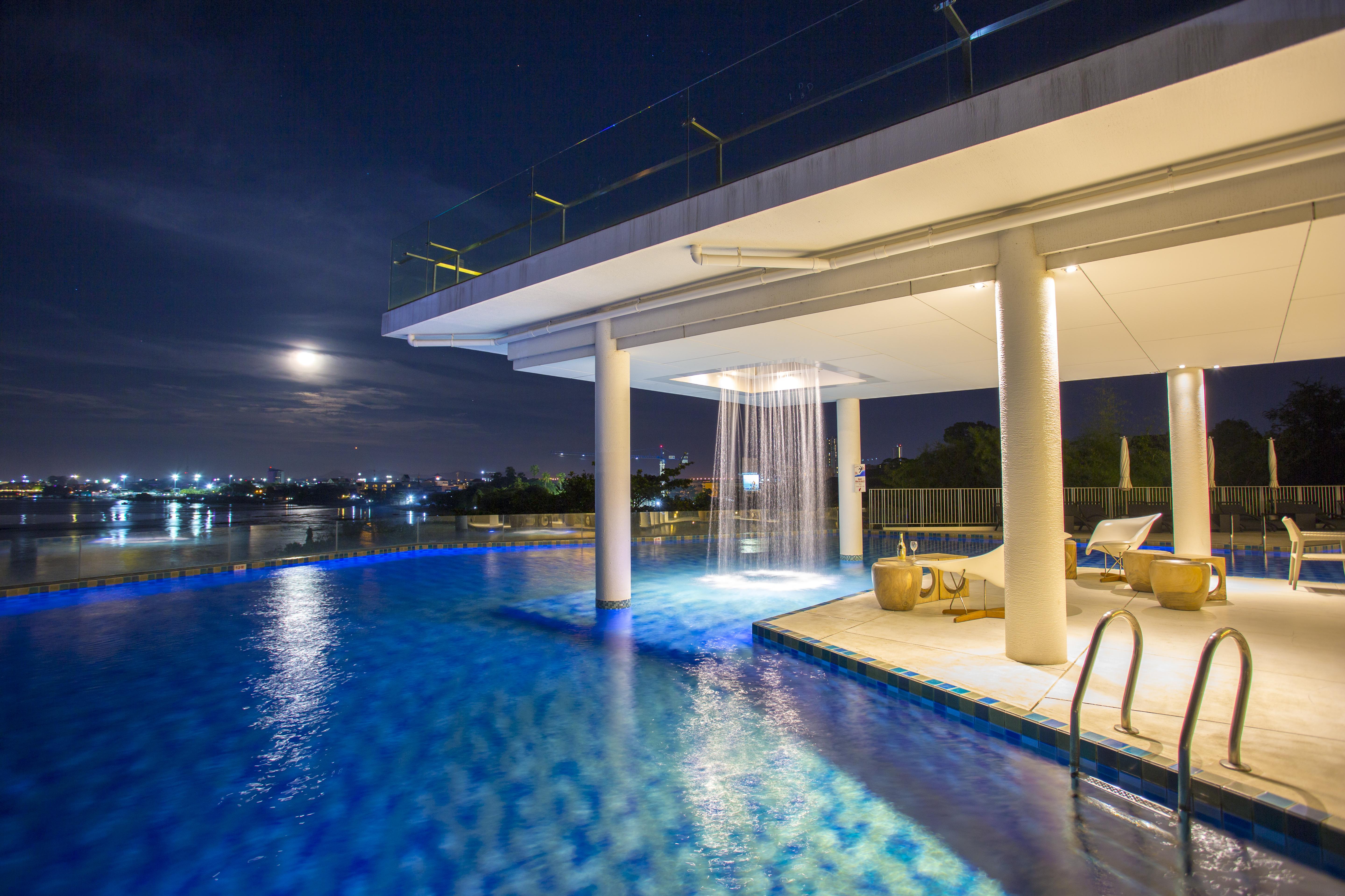 Tsix5 Hotel