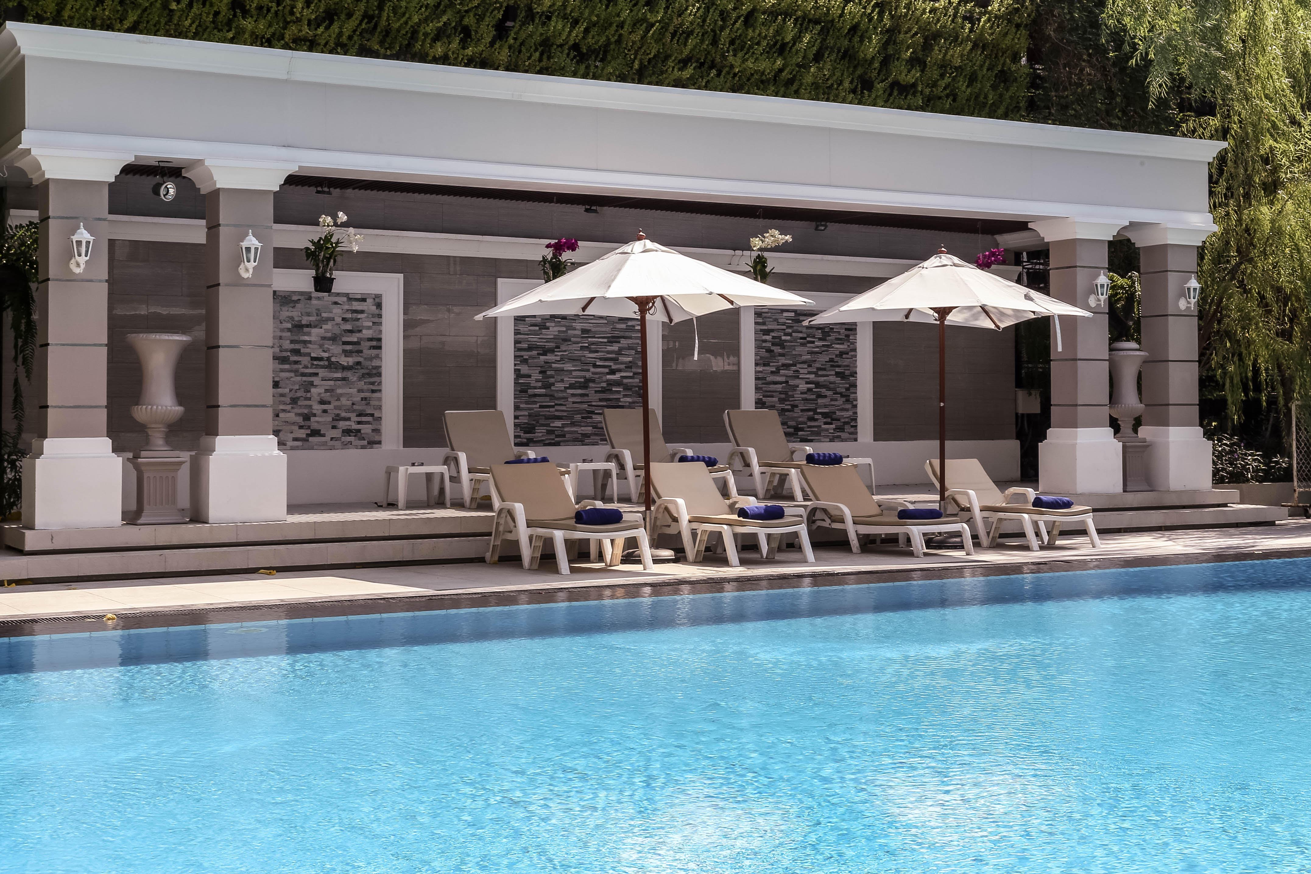 เดอะเบเวอร์ลีโฮเทลพัทยา โรงแรม 4*