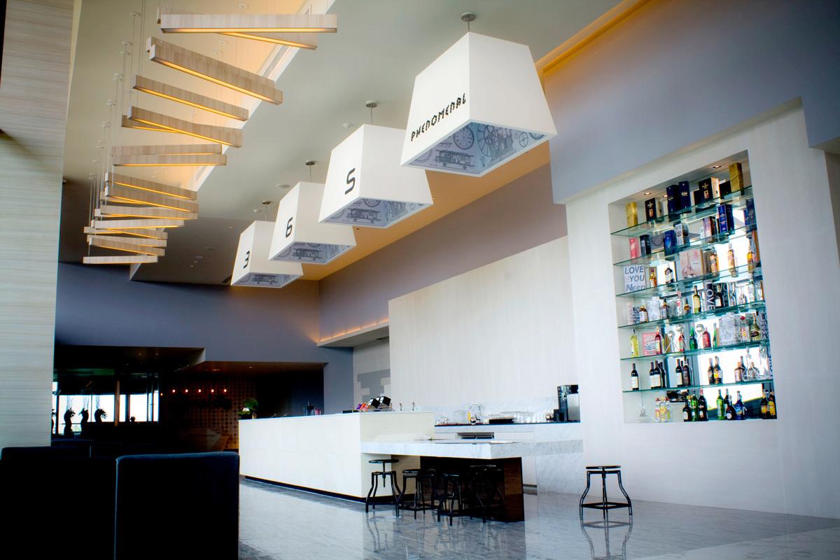 Hotel Tsix5 Phenomenal