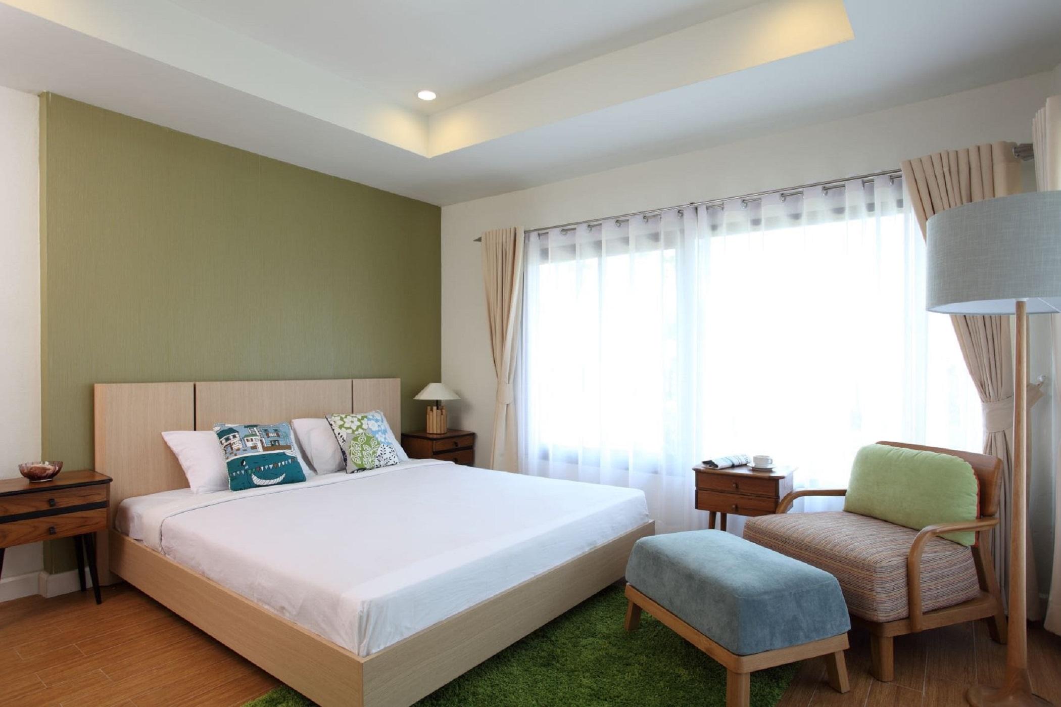 Country Club & 4*