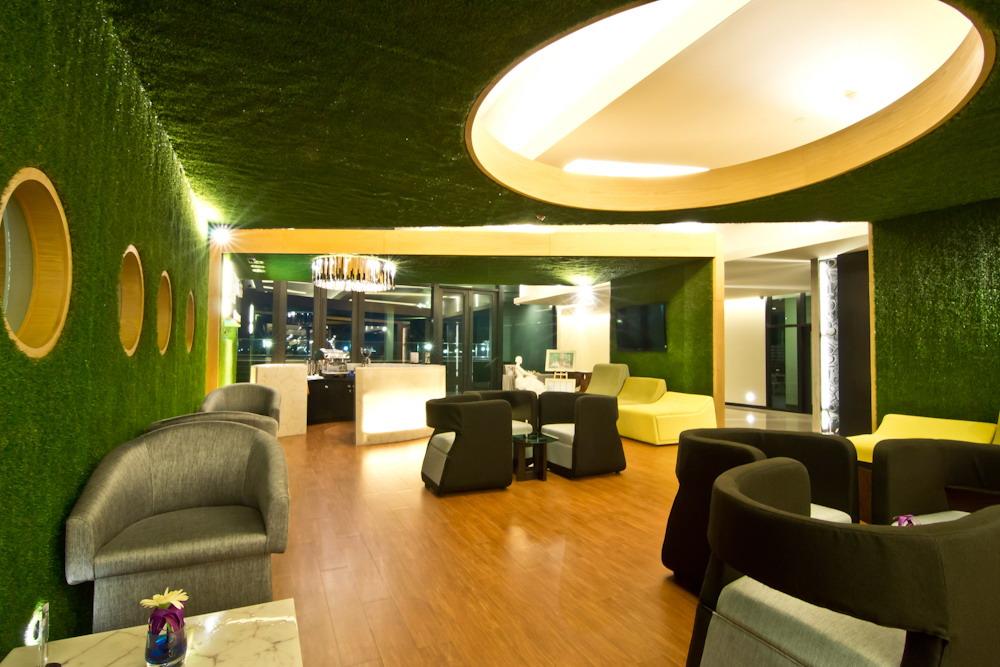 Tsix5 Quarter 5* Pattaya