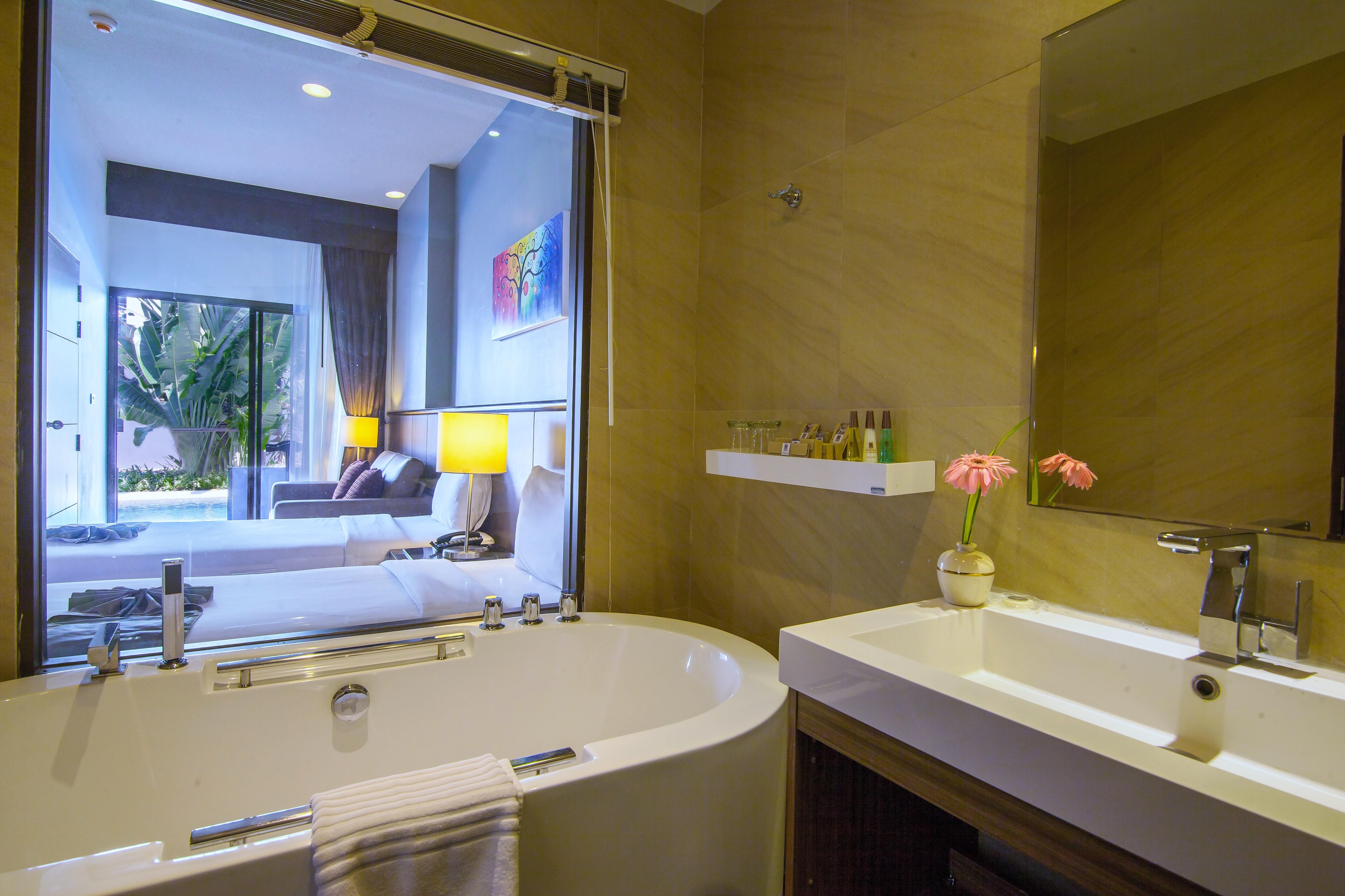 Hotel Woraburi & 4*
