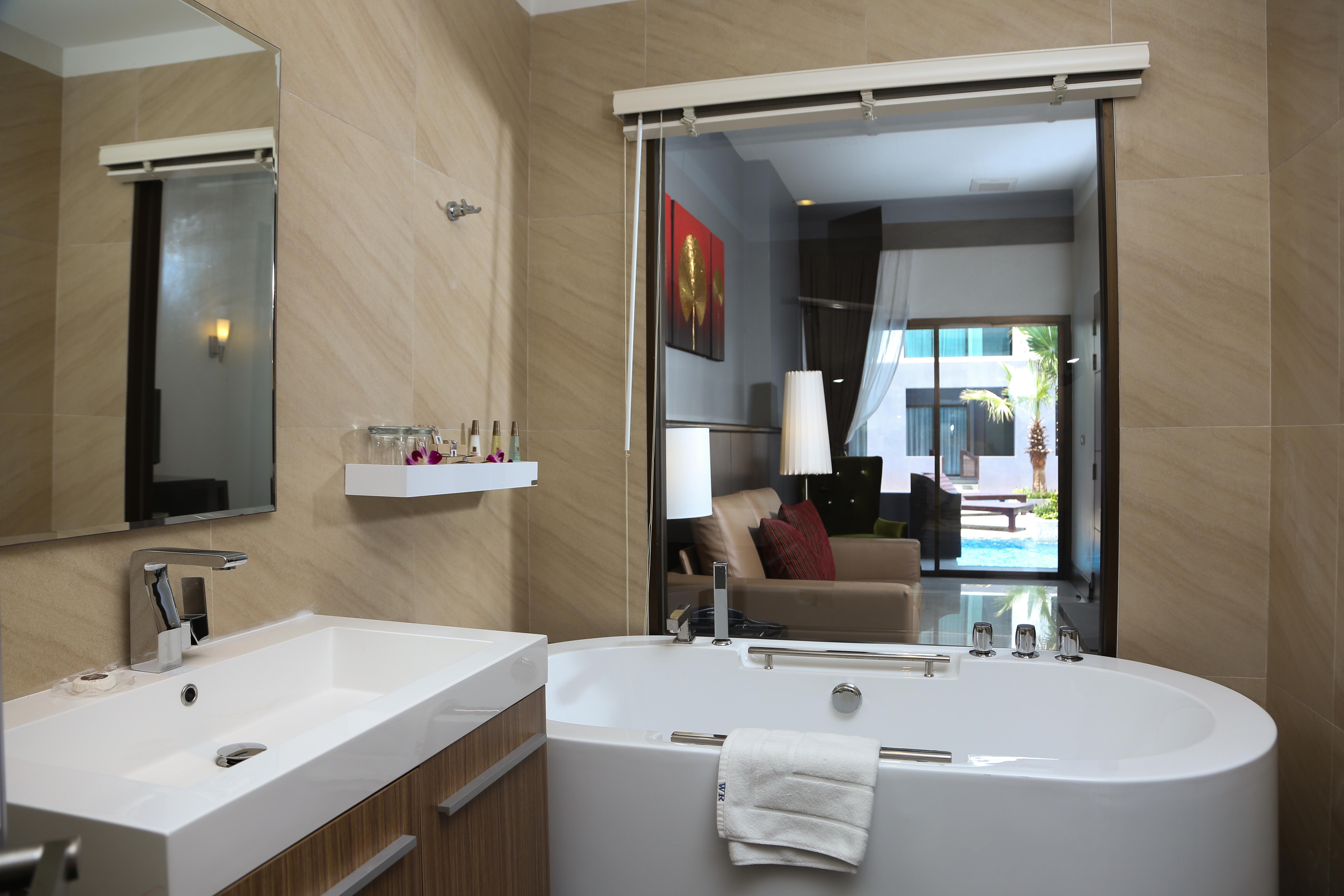 Hotel Woraburi & 4*