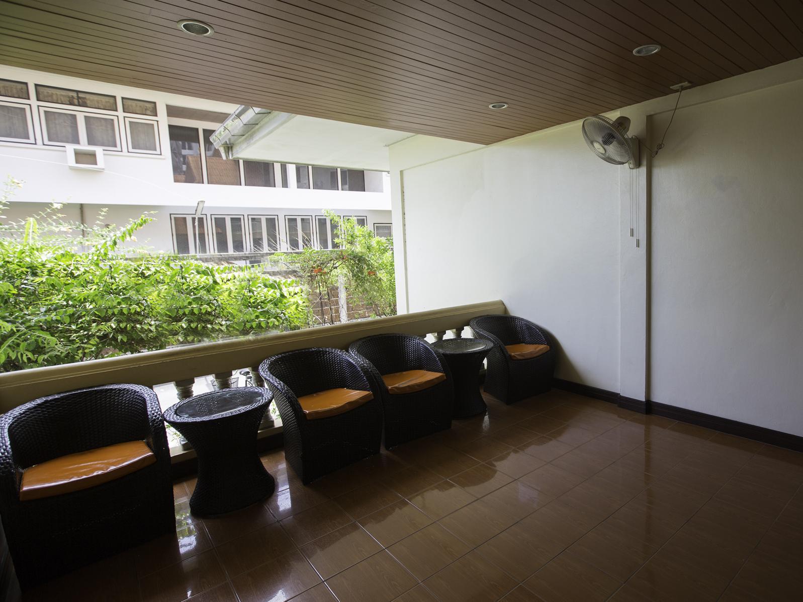 Hotel Twin Palms Pattaya, Sha Extra Certified Pattaya