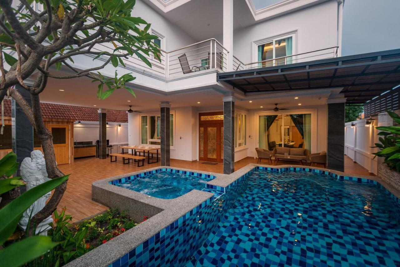 Grand Gala Villa *