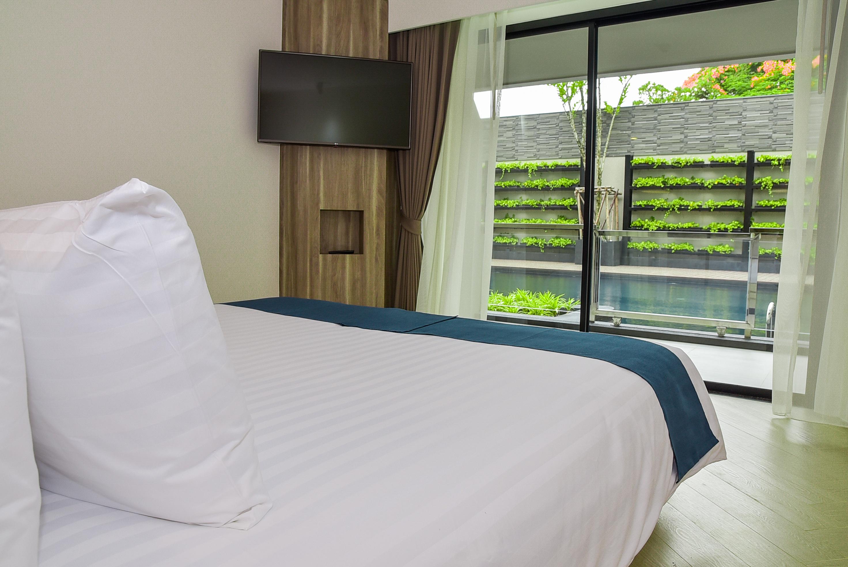 Golden Tulip Beachfront 5*