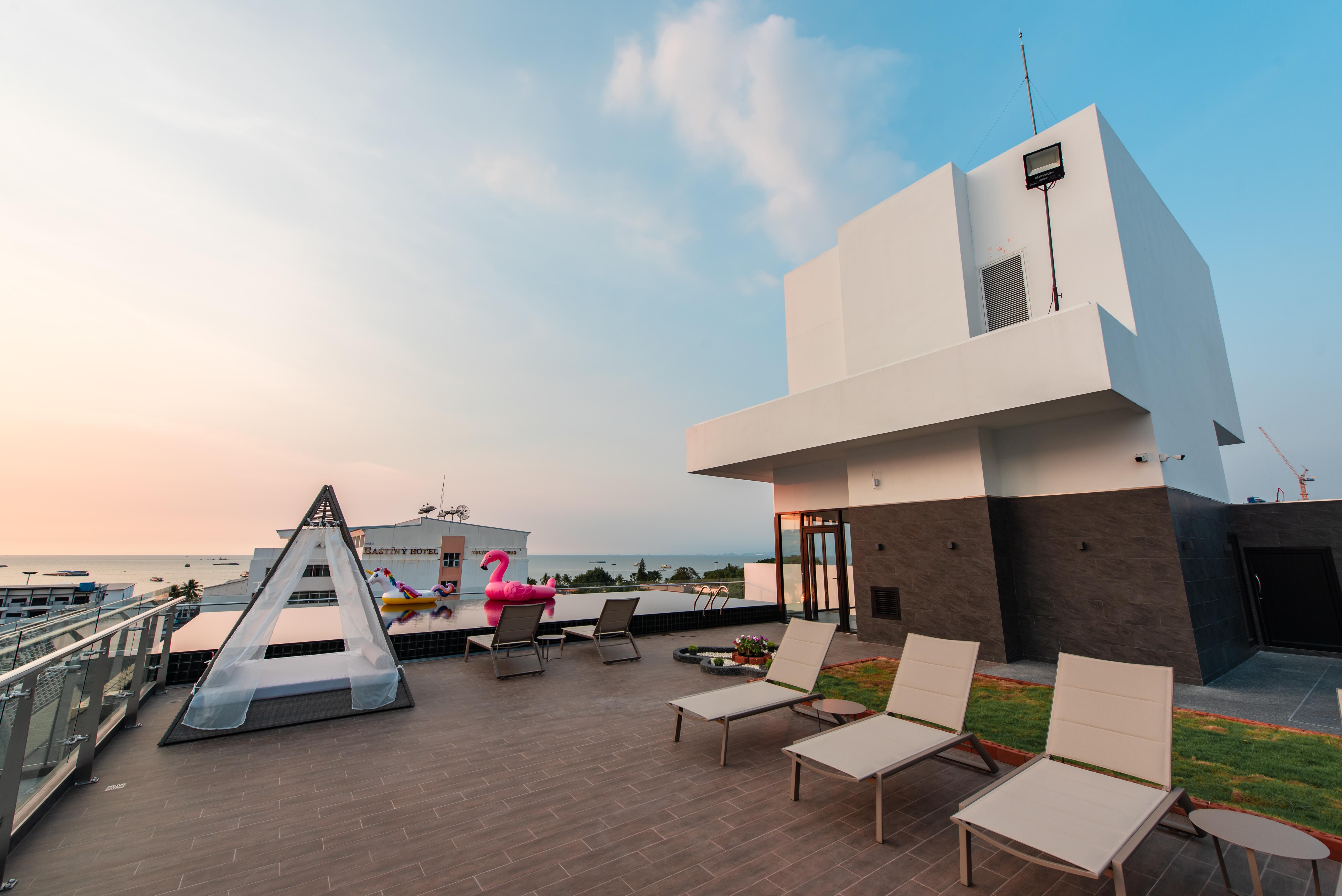 Blackwoods - Sha Extra 5* Pattaya