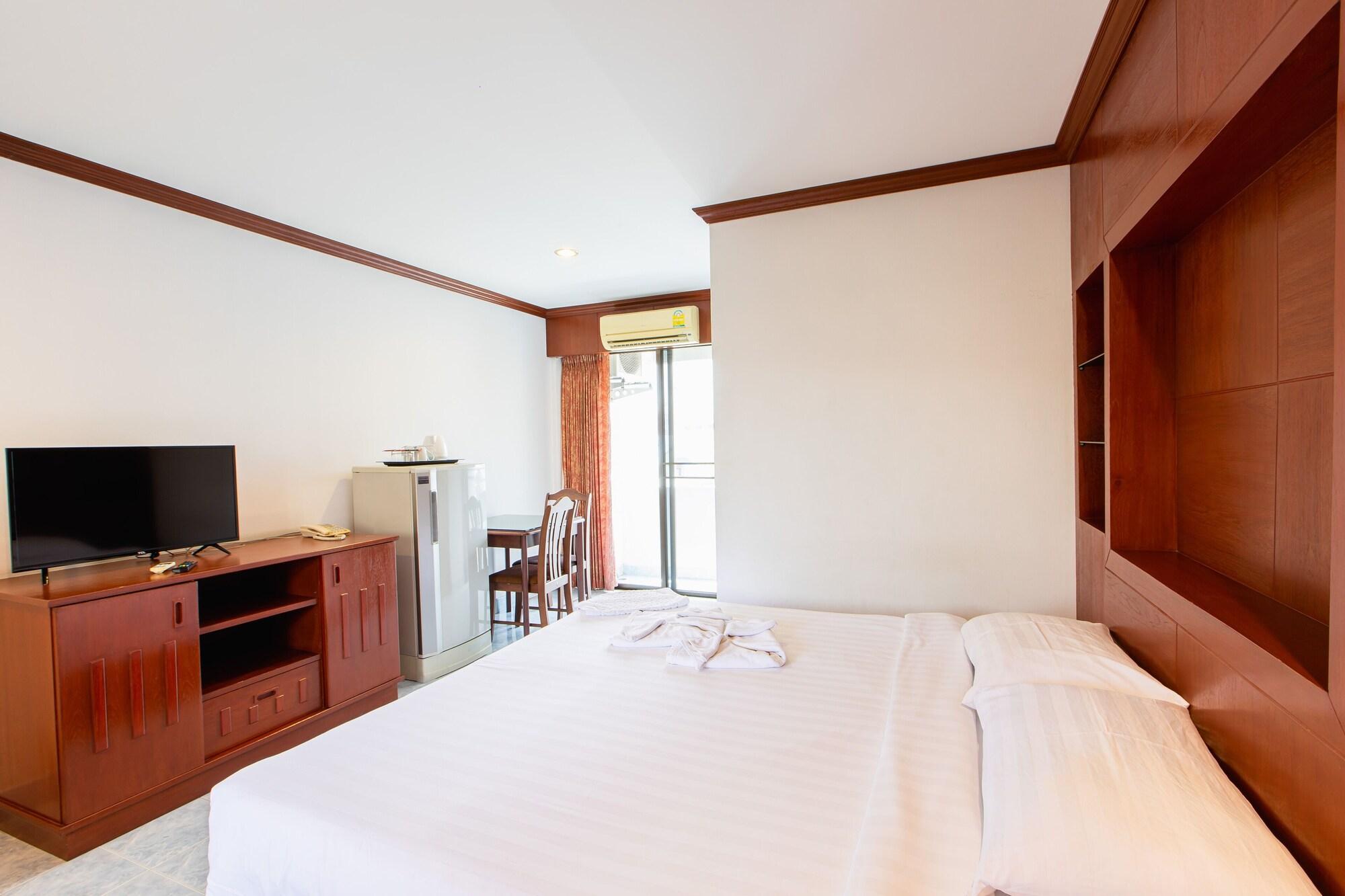 Selina Place 3*