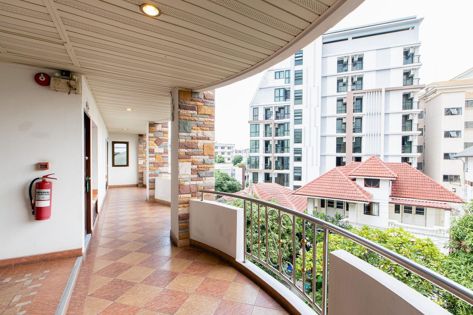 Hotel Selina Place