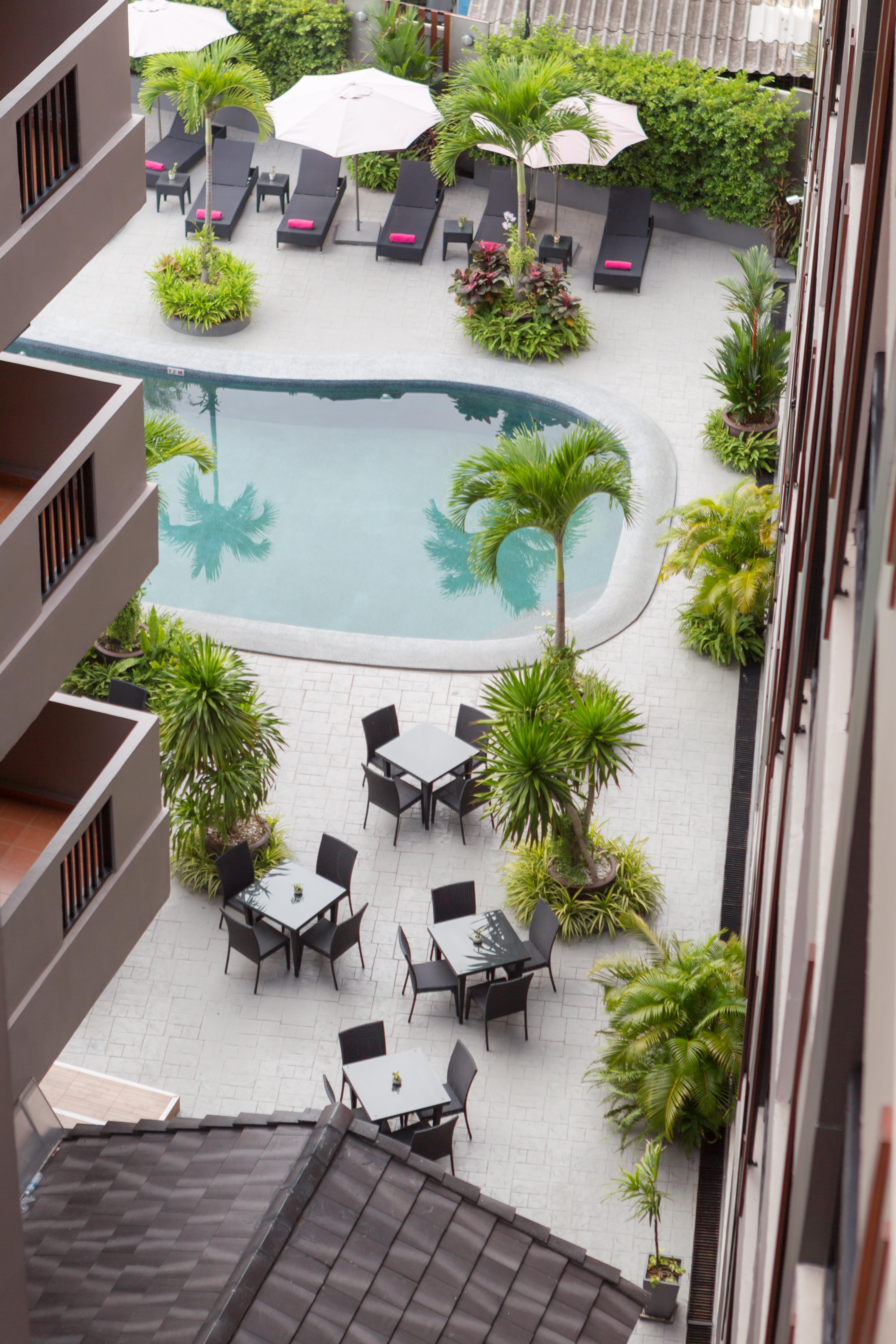 Golden Tulip Essential Hotel 4*